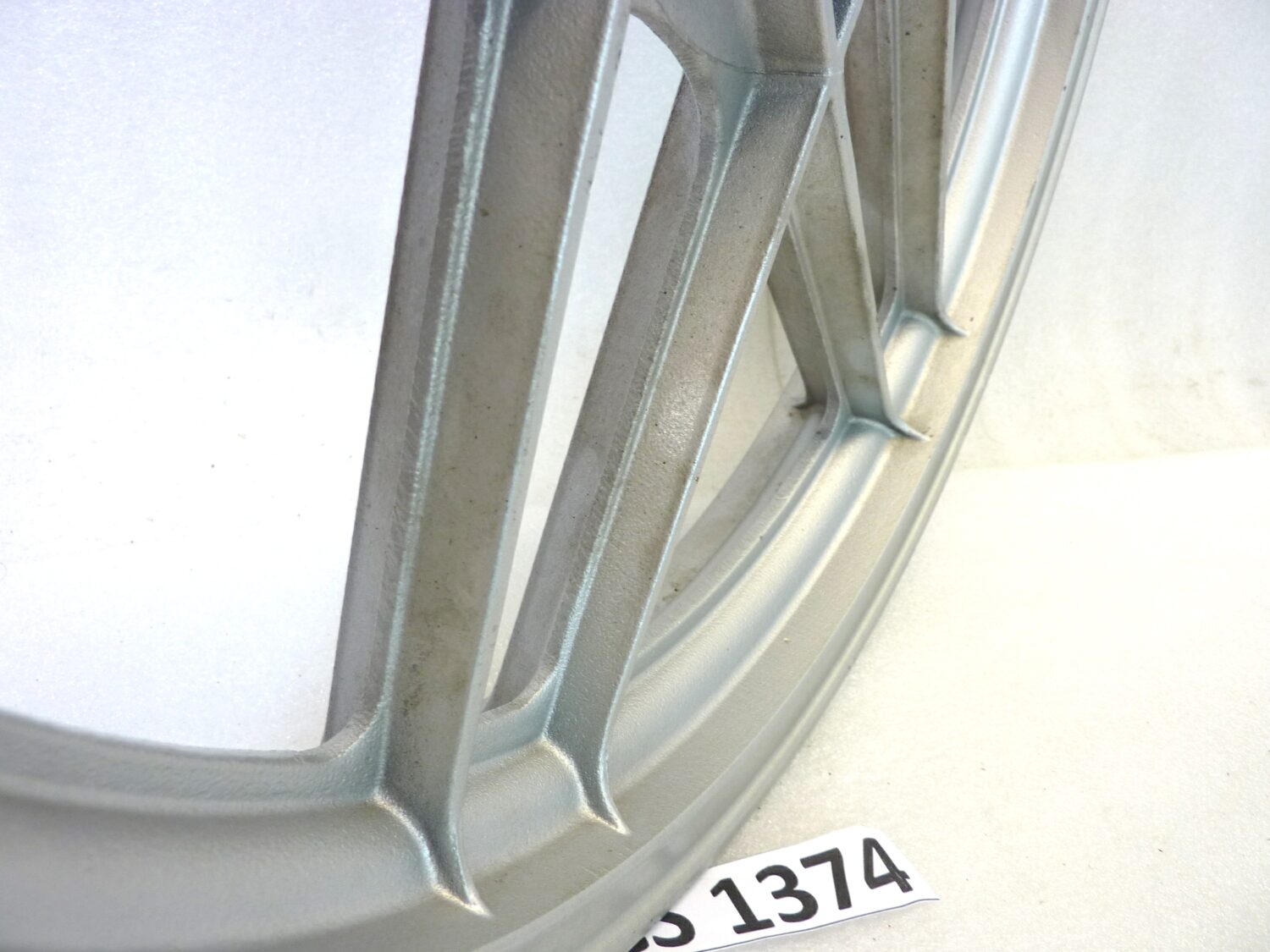 Cerchio anteriore Guzzi V35 V50 2 1,85 18 cod GU19610300 GU19610305 vedi foto mozzo ruota - immagine 5