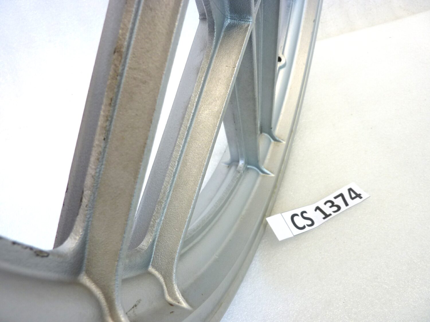 Cerchio anteriore Guzzi V35 V50 2 1,85 18 cod GU19610300 GU19610305 vedi foto mozzo ruota - immagine 11