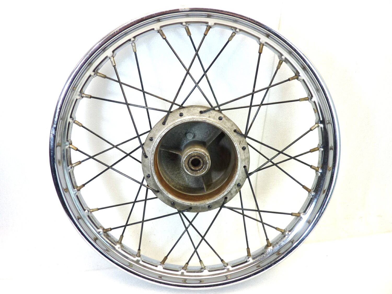 Cerchio moto epoca vari modelli Sanremo 17 x 2 1/4 mozzo 20301 canale esterno 59,3 mm interno 40,2 mm diam 456 mm ruota - immagine 6