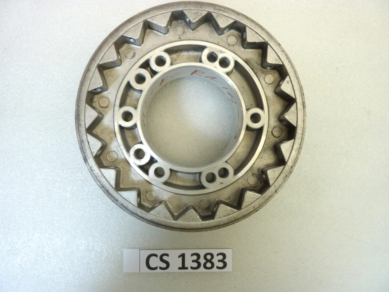 Mozzo ruota anteriore Guzzi California diam 174 mm interasse fori 104 mm - immagine 3