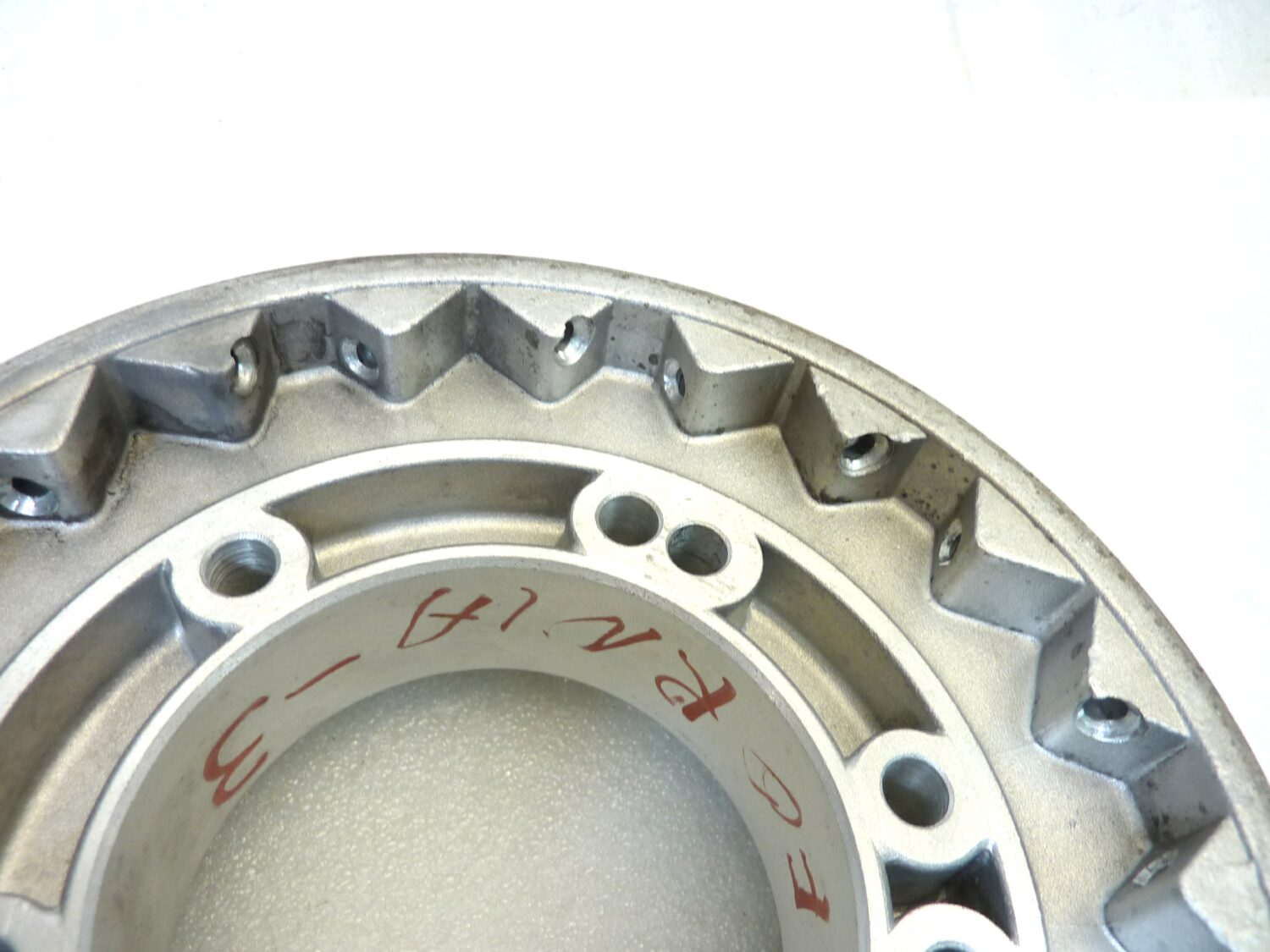 Mozzo ruota anteriore Guzzi California diam 174 mm interasse fori 104 mm - immagine 9