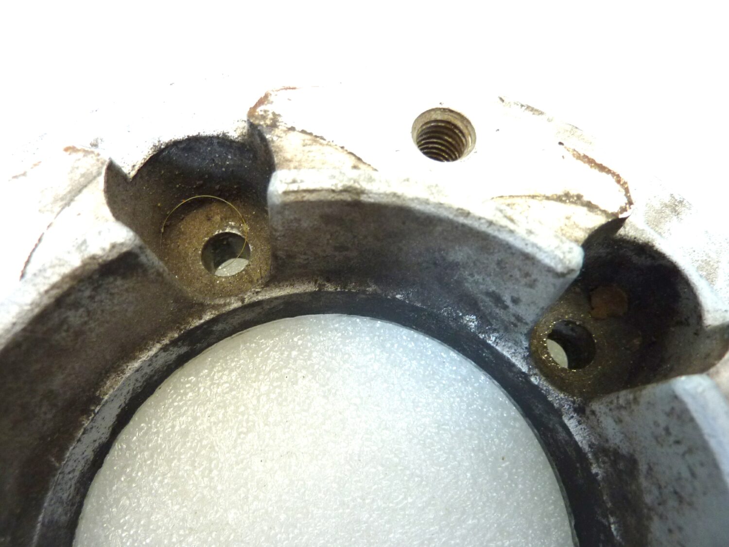 Flangia portadisco anteriore Guzzi Quota 1000 cod GU30620330 - immagine 5