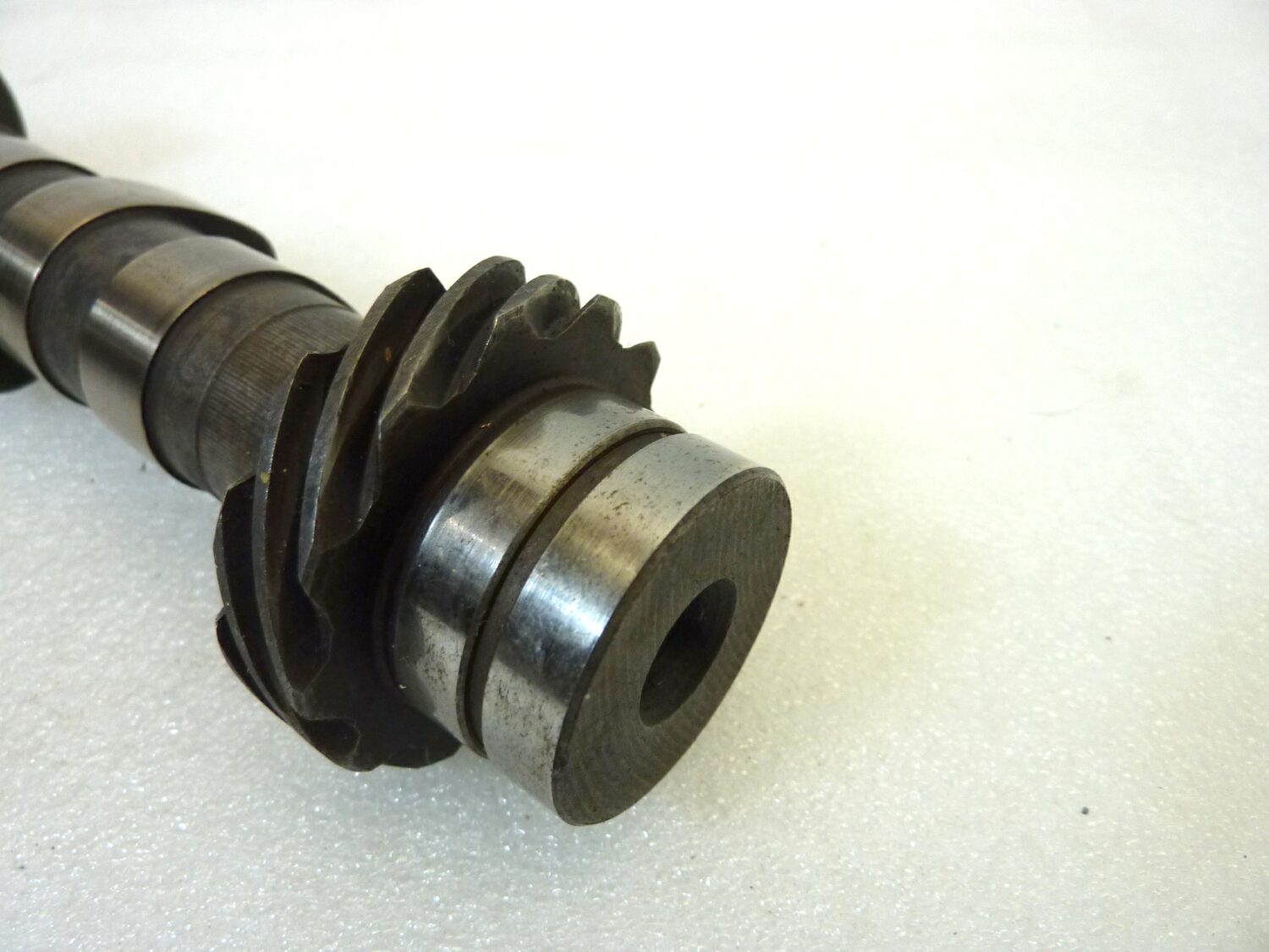 Albero a camme Guzzi 700 750 850 vedi foto altezza camma 32,9 mm - immagine 10