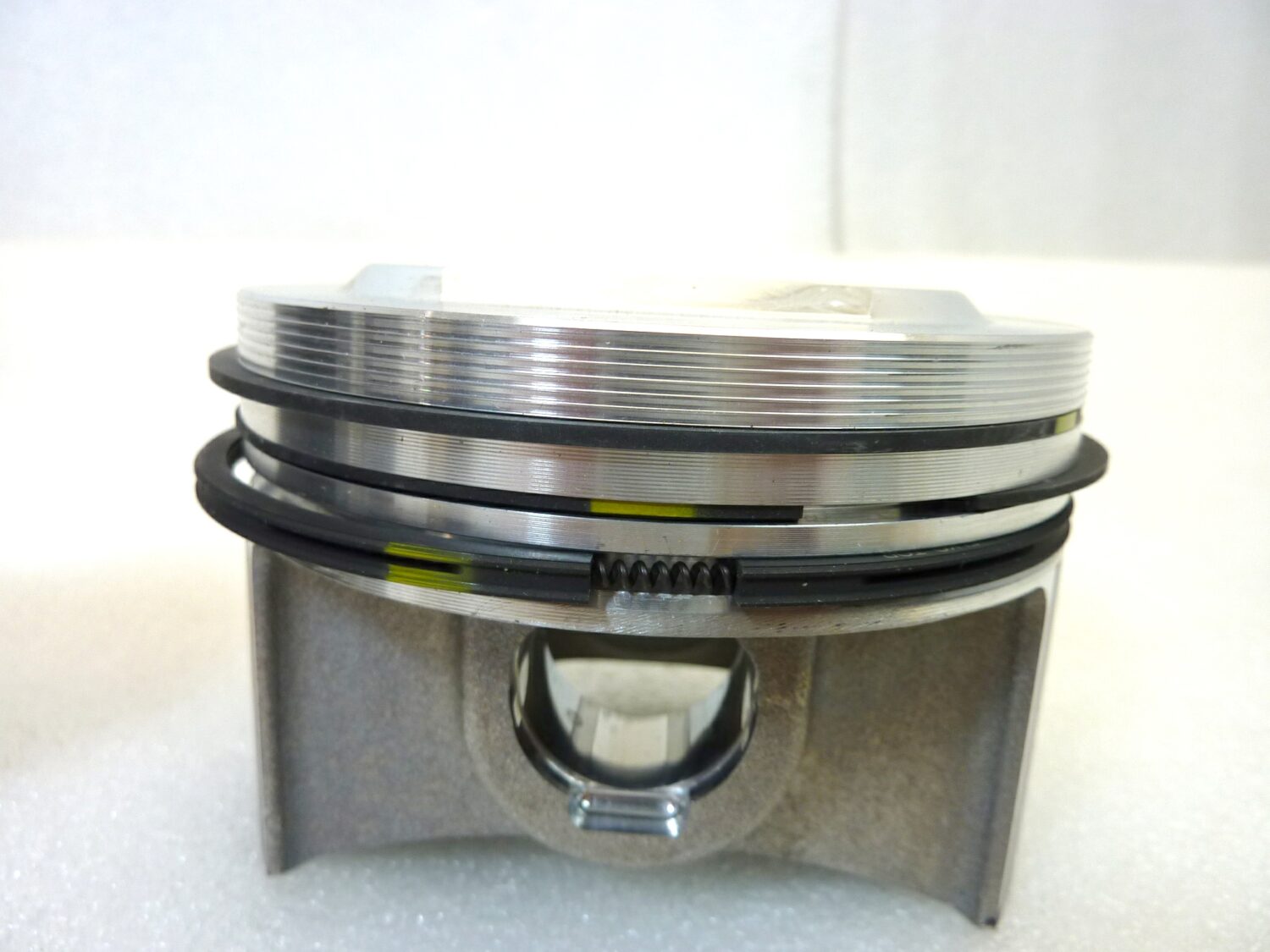 Coppia pistoni Guzzi California 1100 1995 - 2005 diam 92 mm cod GU03060230 Nuovo fondo di magazzino - VEDI FOTO - LEGGI DESCRIZIONE - immagine 7