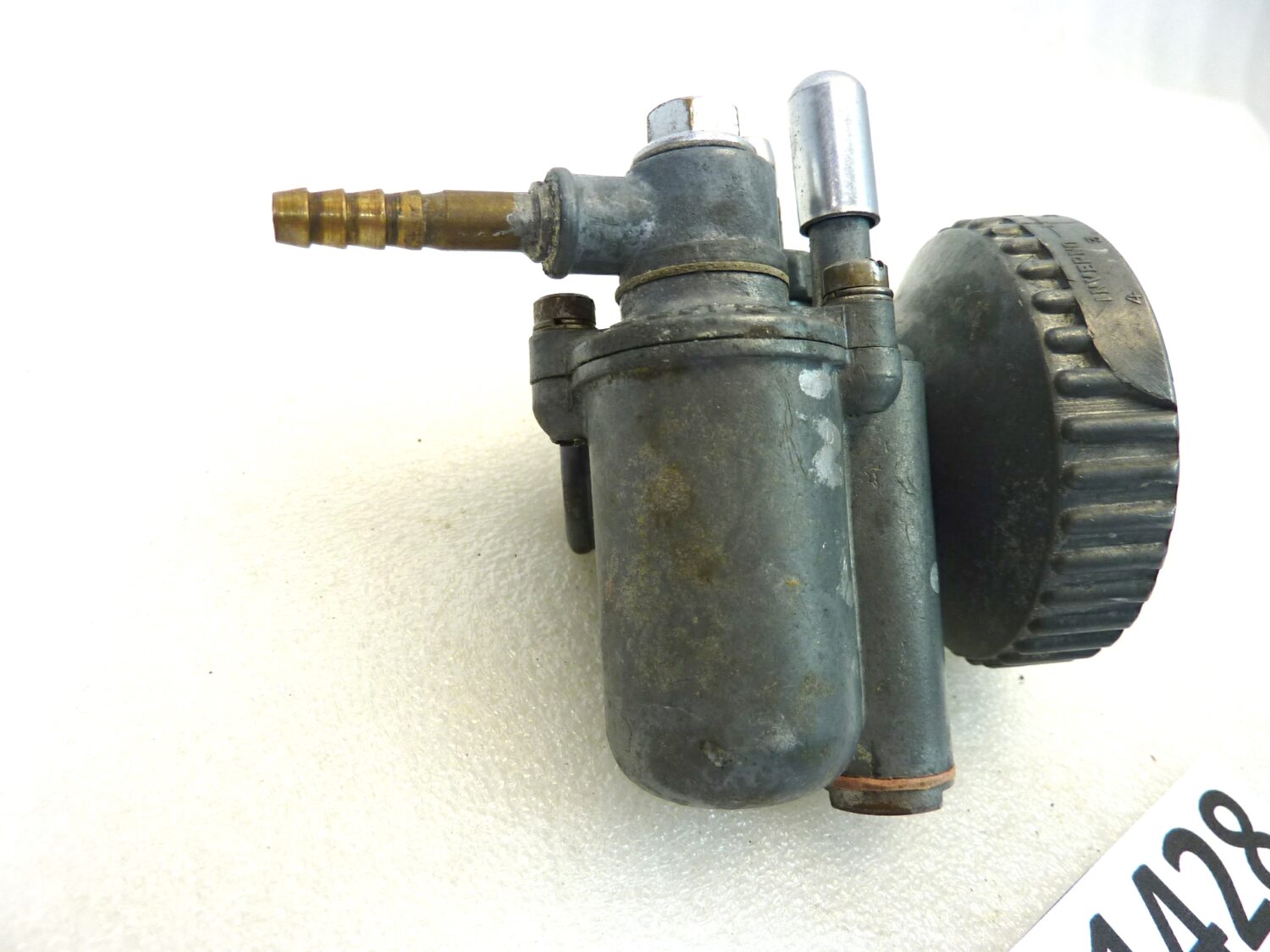 Carburatore Dell'Orto T 19 SA T19SA OGGETTO NON TESTATO, PROPOSTO COME DA RITROVAMENTO, COME DA FOTO, NON APERTO, NON VERIFICATO, SOLO PARZIALE PULIZIA ESTERNA - immagine 2