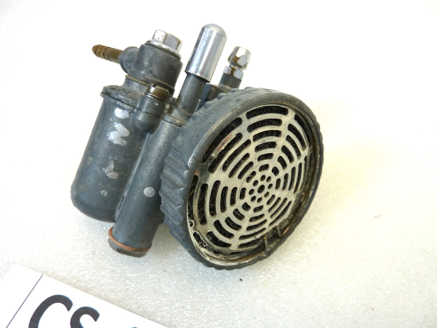 Carburatore Dell'Orto T 19 SA T19SA OGGETTO NON TESTATO, PROPOSTO COME DA RITROVAMENTO, COME DA FOTO, NON APERTO, NON VERIFICATO, SOLO PARZIALE PULIZIA ESTERNA - immagine 3