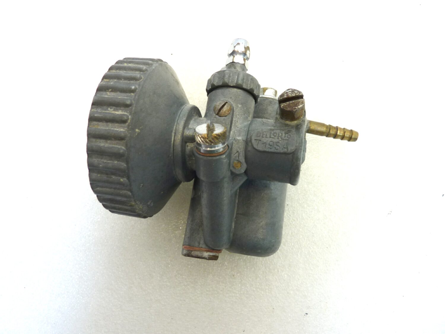 Carburatore Dell'Orto T 19 SA T19SA OGGETTO NON TESTATO, PROPOSTO COME DA RITROVAMENTO, COME DA FOTO, NON APERTO, NON VERIFICATO, SOLO PARZIALE PULIZIA ESTERNA - immagine 6
