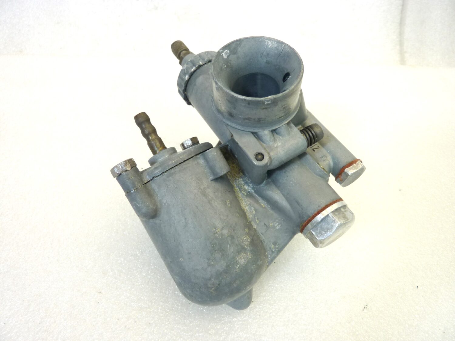 Carburatore Bing 1 18 12 OGGETTO NON TESTATO, PROPOSTO COME DA RITROVAMENTO, COME DA FOTO, NON APERTO, NON VERIFICATO, SOLO PARZIALE PULIZIA ESTERNA - immagine 8