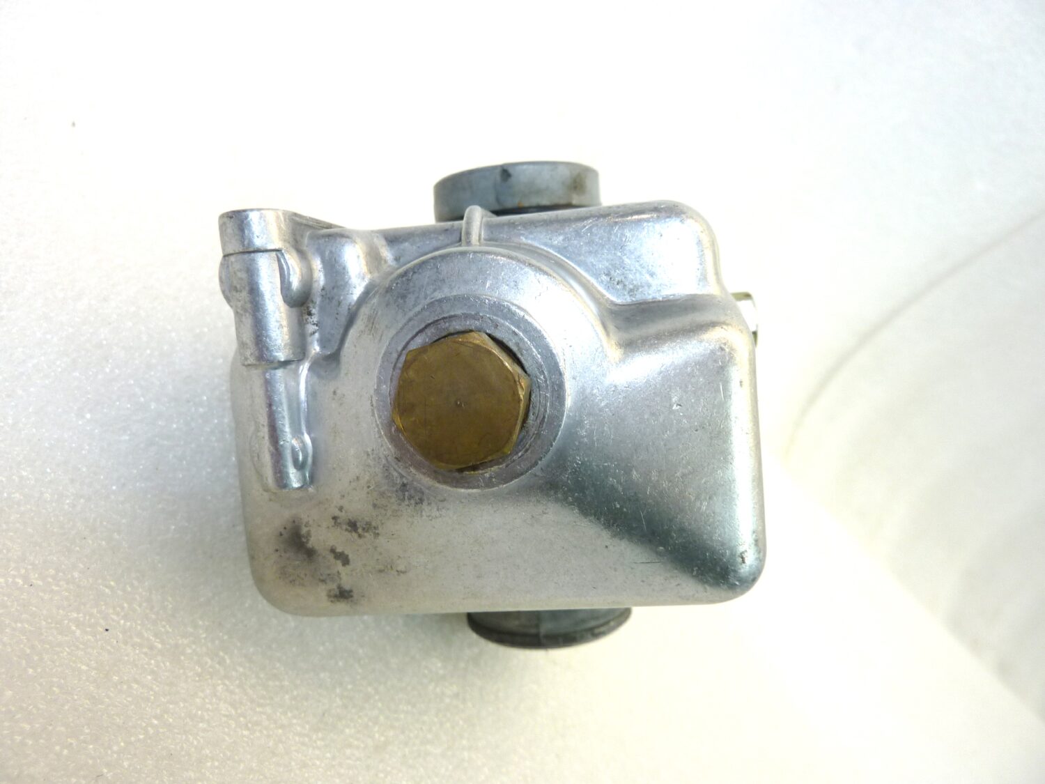 Carburatore Dell'Orto VHBZ 24 F S VHBZ24FS OGGETTO NON TESTATO, PROPOSTO COME DA RITROVAMENTO, COME DA FOTO, NON APERTO, NON VERIFICATO, SOLO PARZIALE PULIZIA ESTERNA - immagine 8