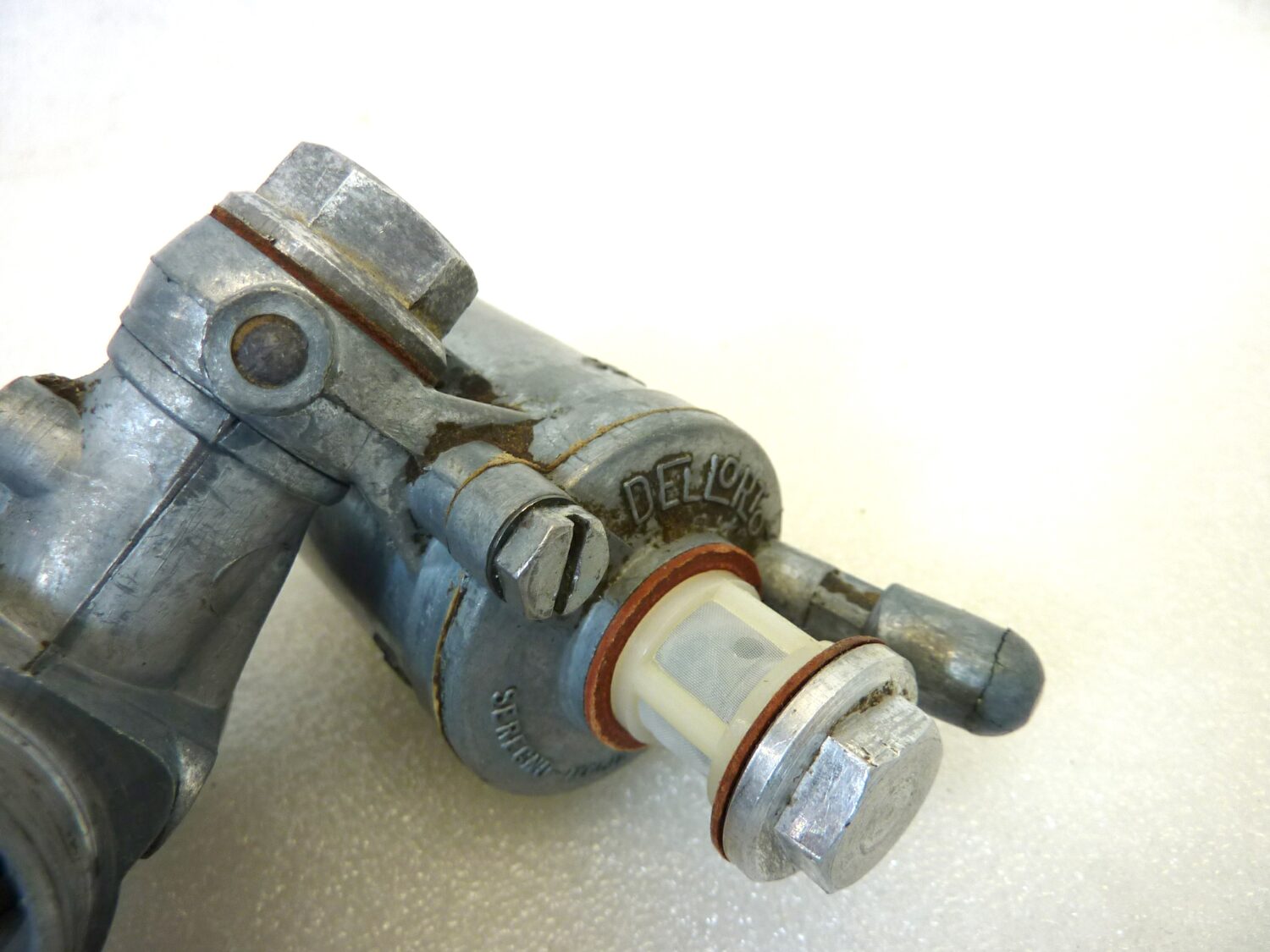 Carburatore Dell'Orto UA 19 S UA19S OGGETTO NON TESTATO, PROPOSTO COME DA RITROVAMENTO, COME DA FOTO, NON APERTO, NON VERIFICATO, SOLO PARZIALE PULIZIA ESTERNA - immagine 7