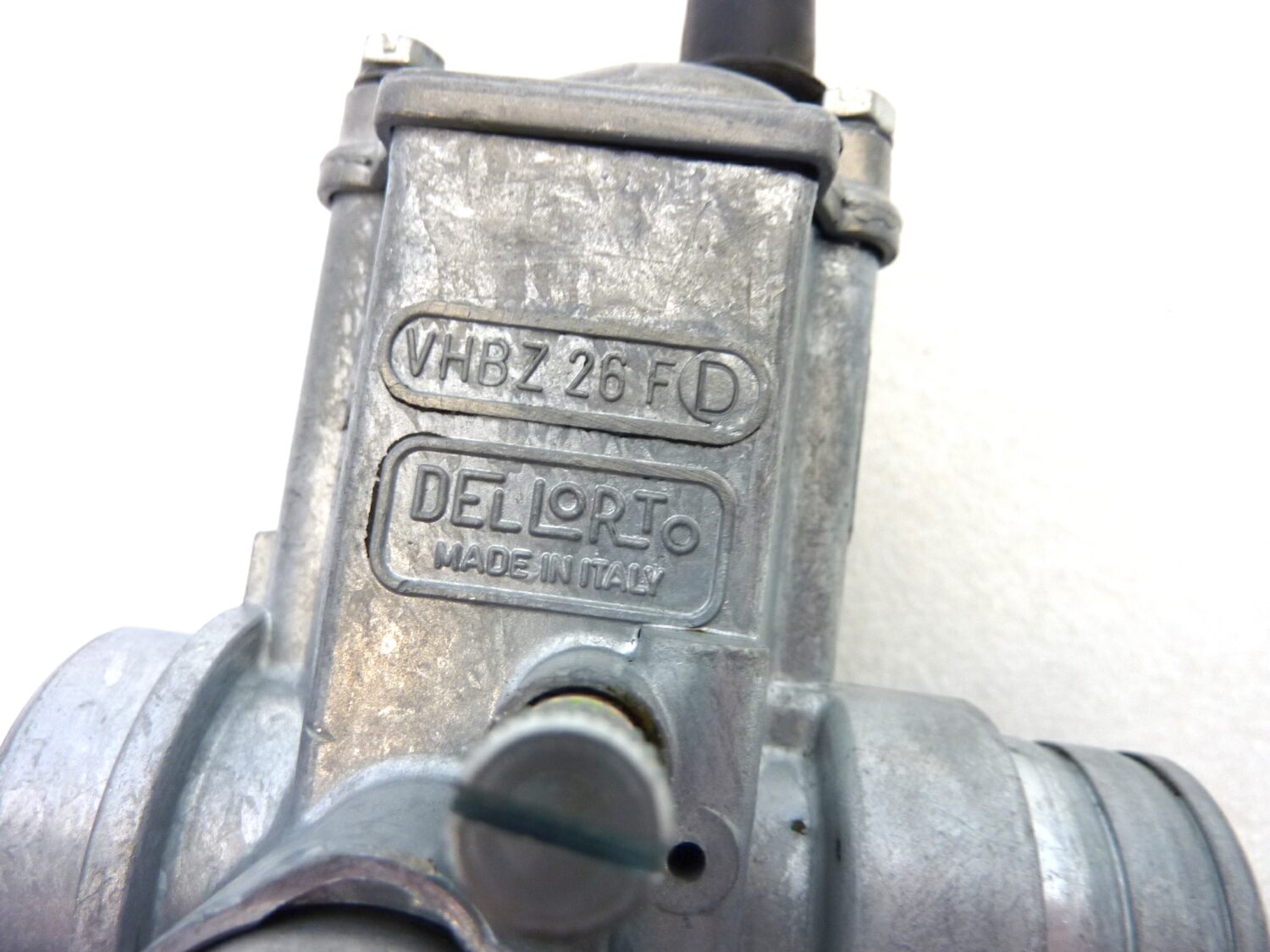 Carburatore Dell'Orto VHBZ 26 F D VHBZ26FD OGGETTO NON TESTATO, PROPOSTO COME DA RITROVAMENTO, COME DA FOTO, NON APERTO, NON VERIFICATO, SOLO PARZIALE PULIZIA ESTERNA - immagine 3