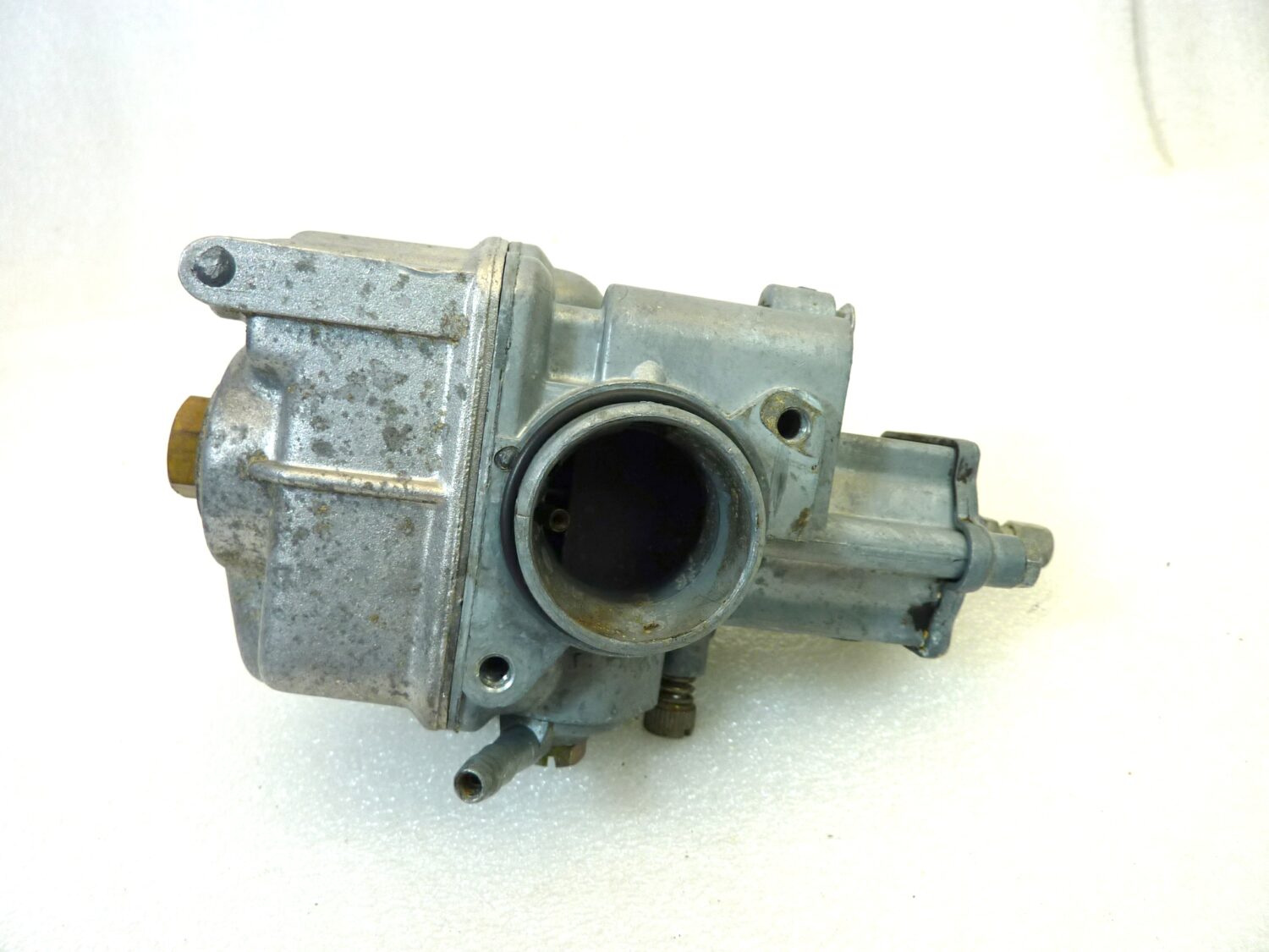 Carburatore Dell'Orto VHBZ 24 F D VHBZ24FD OGGETTO NON TESTATO, PROPOSTO COME DA RITROVAMENTO, COME DA FOTO, NON APERTO, NON VERIFICATO, SOLO PARZIALE PULIZIA ESTERNA - immagine 3
