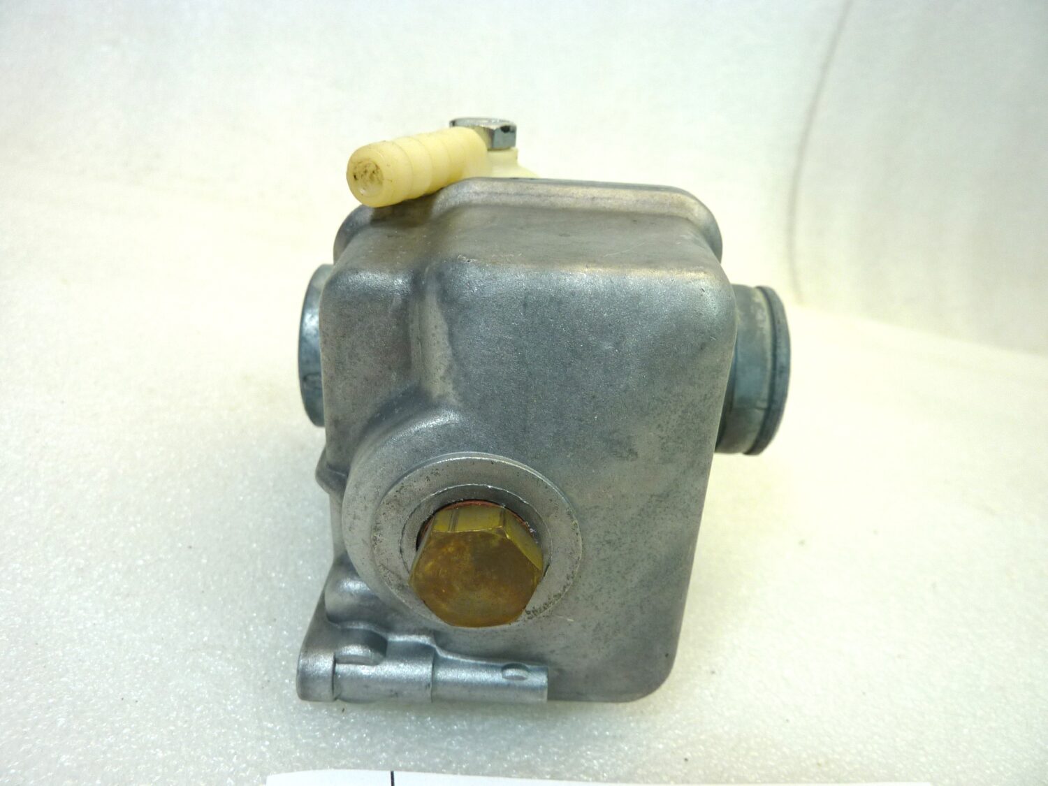 Carburatore Dell'Orto VHBZ 26 FS VHBZ26FS OGGETTO NON TESTATO, PROPOSTO COME DA RITROVAMENTO, COME DA FOTO, NON APERTO, NON VERIFICATO, SOLO PARZIALE PULIZIA ESTERNA - immagine 3