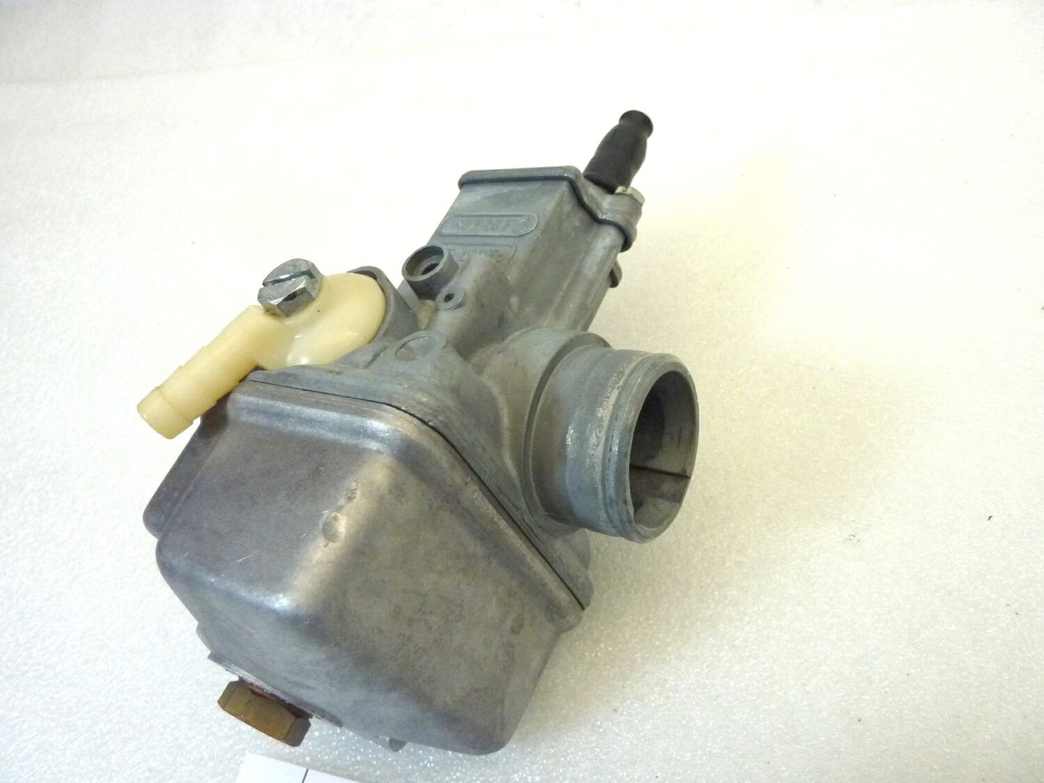 Carburatore Dell'Orto VHBZ 26 FS VHBZ26FS OGGETTO NON TESTATO, PROPOSTO COME DA RITROVAMENTO, COME DA FOTO, NON APERTO, NON VERIFICATO, SOLO PARZIALE PULIZIA ESTERNA - immagine 4