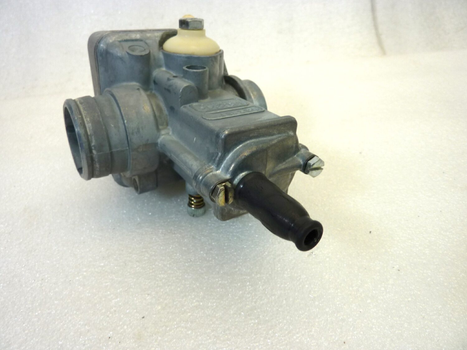 Carburatore Dell'Orto VHBZ 26 FS VHBZ26FS OGGETTO NON TESTATO, PROPOSTO COME DA RITROVAMENTO, COME DA FOTO, NON APERTO, NON VERIFICATO, SOLO PARZIALE PULIZIA ESTERNA - immagine 11