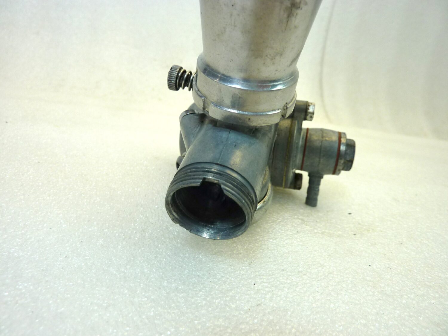 Carburatore Dell'Orto UA 16 BS UA16BS come da foto con trombetta OGGETTO NON TESTATO, PROPOSTO COME DA RITROVAMENTO, COME DA FOTO, NON APERTO, NON VERIFICATO, SOLO PARZIALE PULIZIA ESTERNA - immagine 7