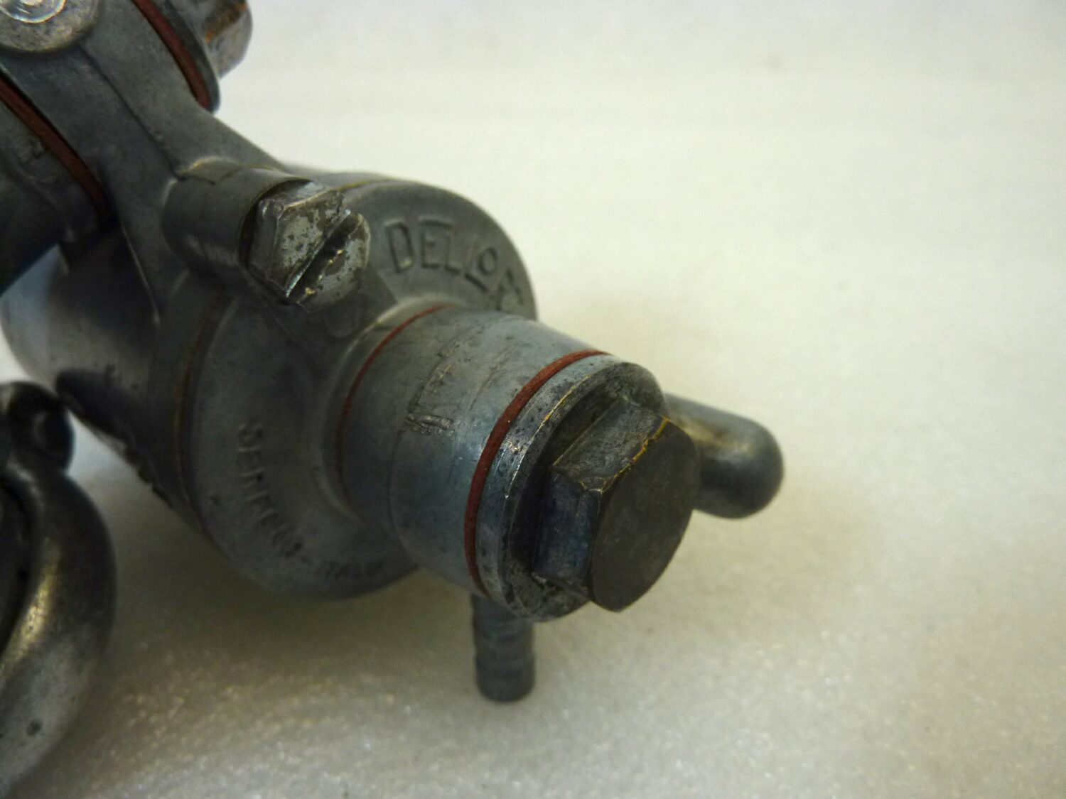 Carburatore Dell'Orto UA 16 BS UA16BS come da foto con trombetta OGGETTO NON TESTATO, PROPOSTO COME DA RITROVAMENTO, COME DA FOTO, NON APERTO, NON VERIFICATO, SOLO PARZIALE PULIZIA ESTERNA - immagine 8