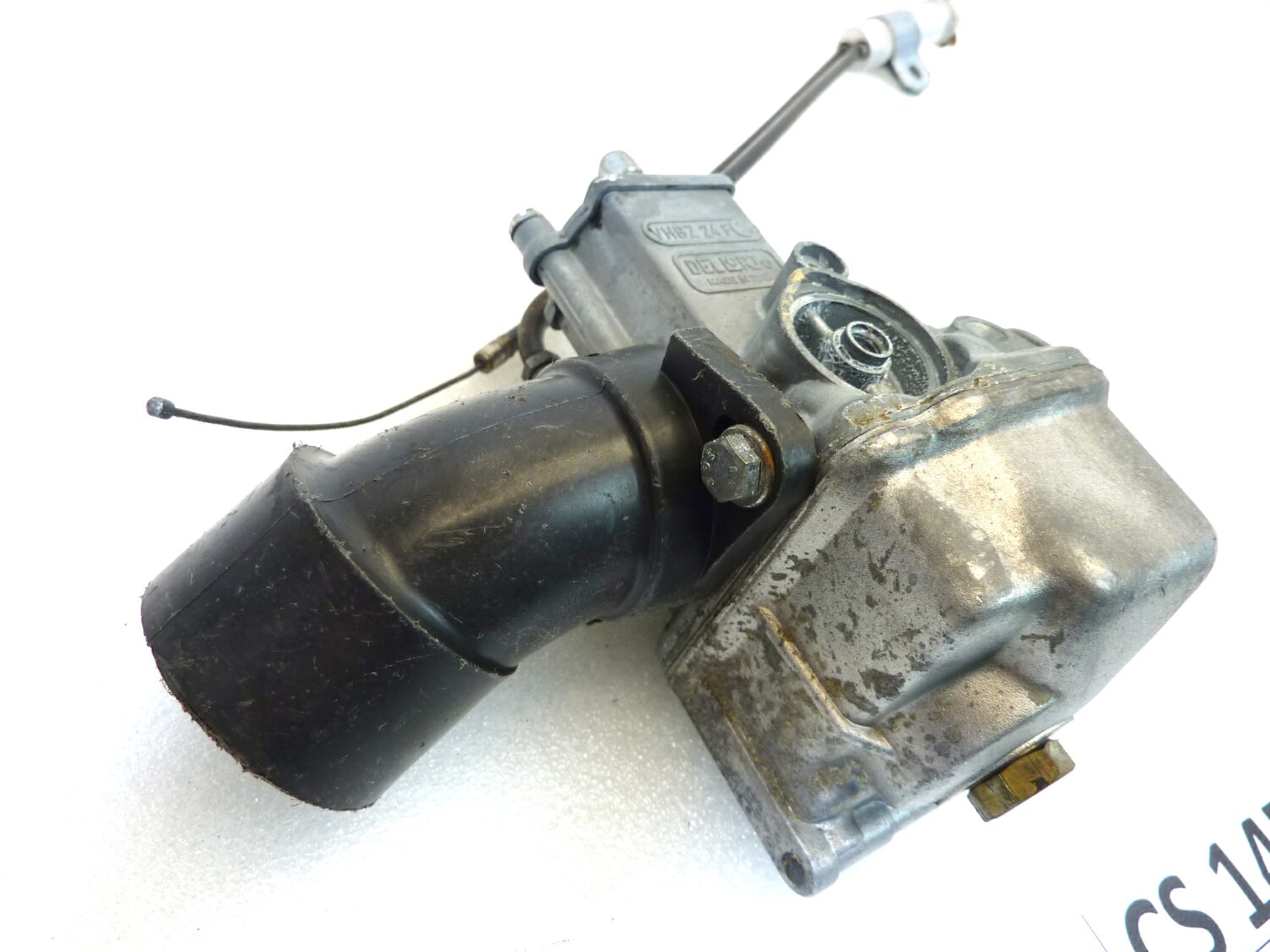 Carburatore Dell'Orto VHBZ 24 FS VHBZ24FS con collettore Guzzi V35 e comando aria OGGETTO NON TESTATO, PROPOSTO COME DA RITROVAMENTO, COME DA FOTO, NON APERTO, NON VERIFICATO, SOLO PARZIALE PULIZIA ESTERNA - immagine 2