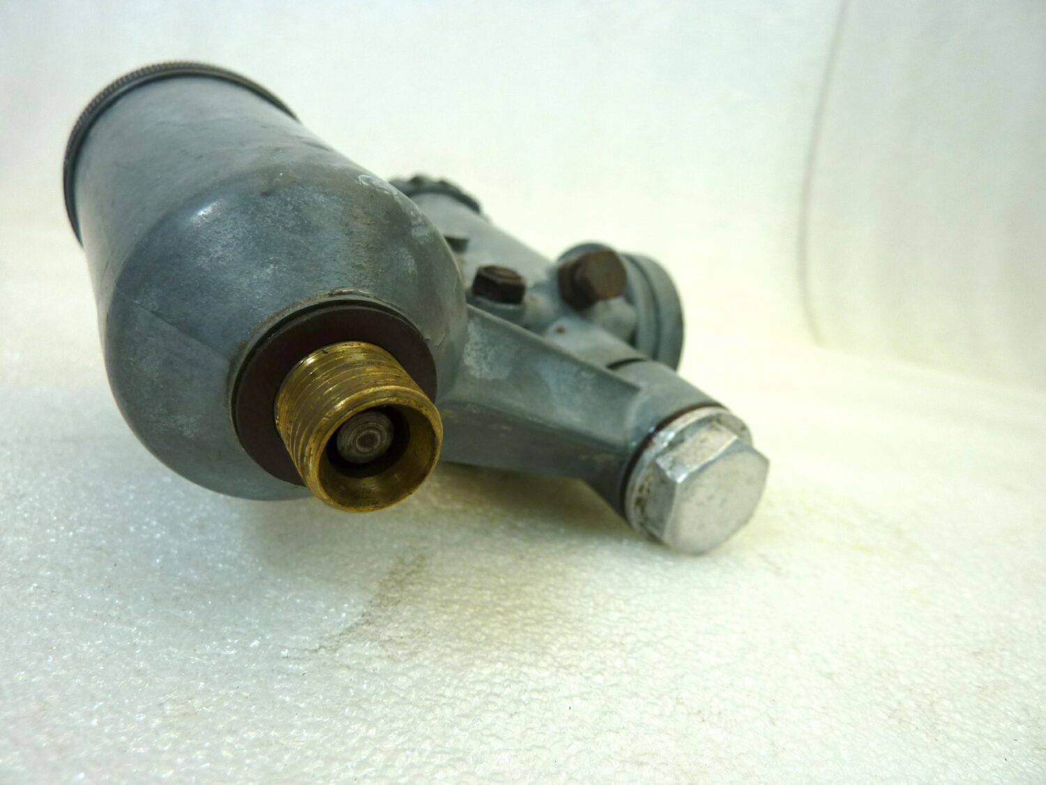 Carburatore Bing 2 26 25 OGGETTO NON TESTATO, PROPOSTO COME DA RITROVAMENTO, COME DA FOTO, NON APERTO, NON VERIFICATO, SOLO PARZIALE PULIZIA ESTERNA - immagine 11