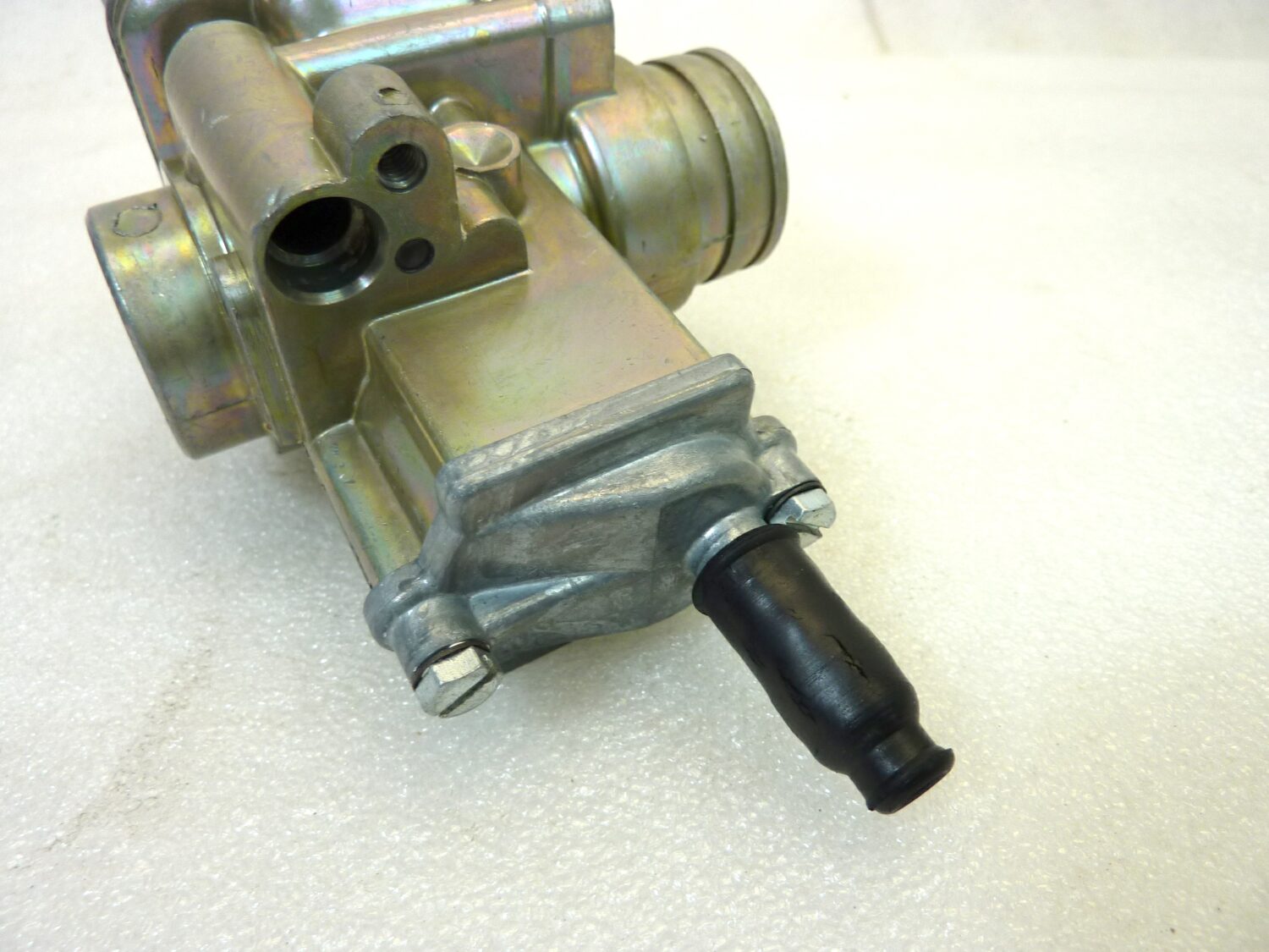 Carburatore Dell'Orto VHBZ 24 DS VHBZ24DS OGGETTO NON TESTATO, PROPOSTO COME DA RITROVAMENTO, COME DA FOTO, NON APERTO, NON VERIFICATO, SOLO PARZIALE PULIZIA ESTERNA - immagine 10