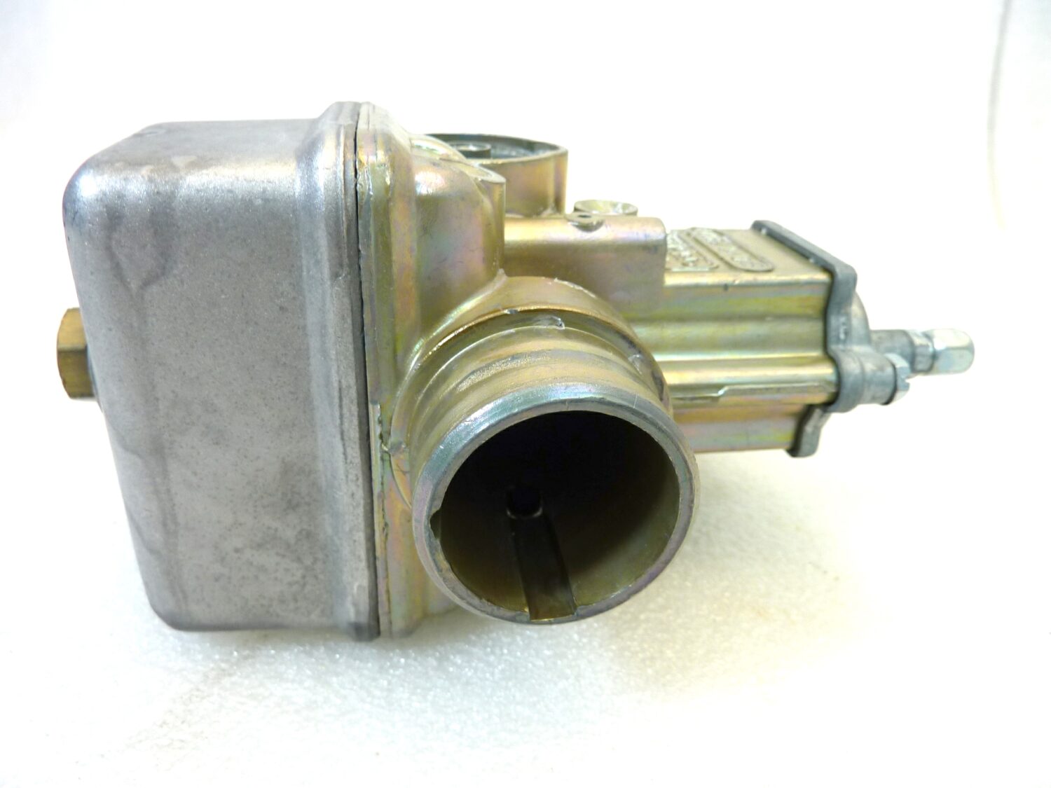 Carburatore Dell'Orto VHBZ 24 DS VHBZ24DS OGGETTO NON TESTATO, PROPOSTO COME DA RITROVAMENTO, COME DA FOTO, NON APERTO, NON VERIFICATO, SOLO PARZIALE PULIZIA ESTERNA - immagine 4