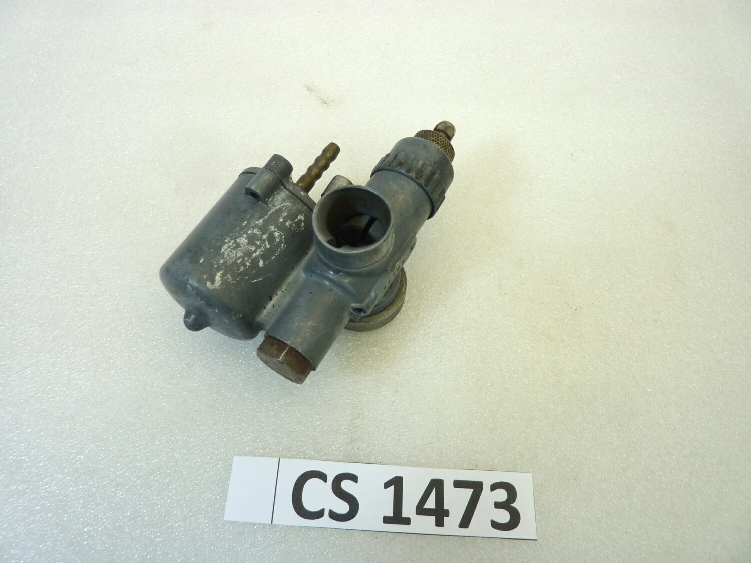 Carburatore Fischer 19E1K C2A senza galleggiante OGGETTO NON TESTATO, PROPOSTO COME DA RITROVAMENTO, COME DA FOTO, NON APERTO, NON VERIFICATO, SOLO PARZIALE PULIZIA ESTERNA