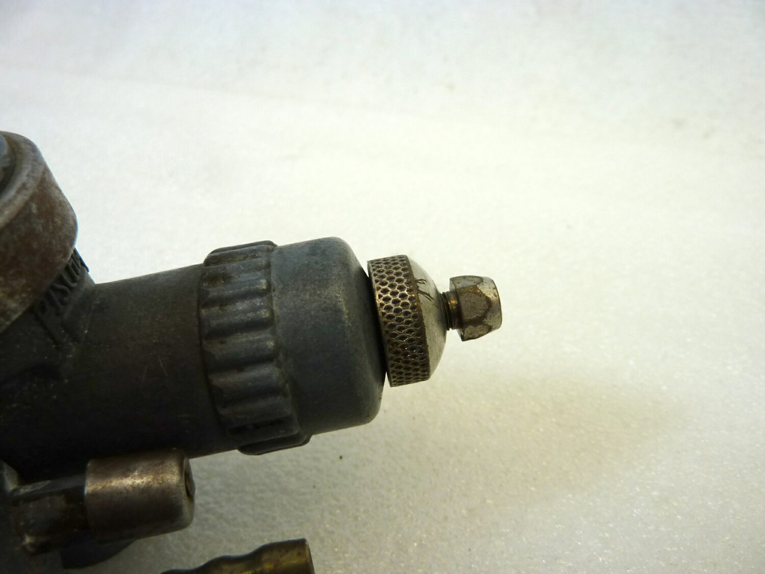 Carburatore Fischer 19E1K C2A senza galleggiante OGGETTO NON TESTATO, PROPOSTO COME DA RITROVAMENTO, COME DA FOTO, NON APERTO, NON VERIFICATO, SOLO PARZIALE PULIZIA ESTERNA - immagine 7