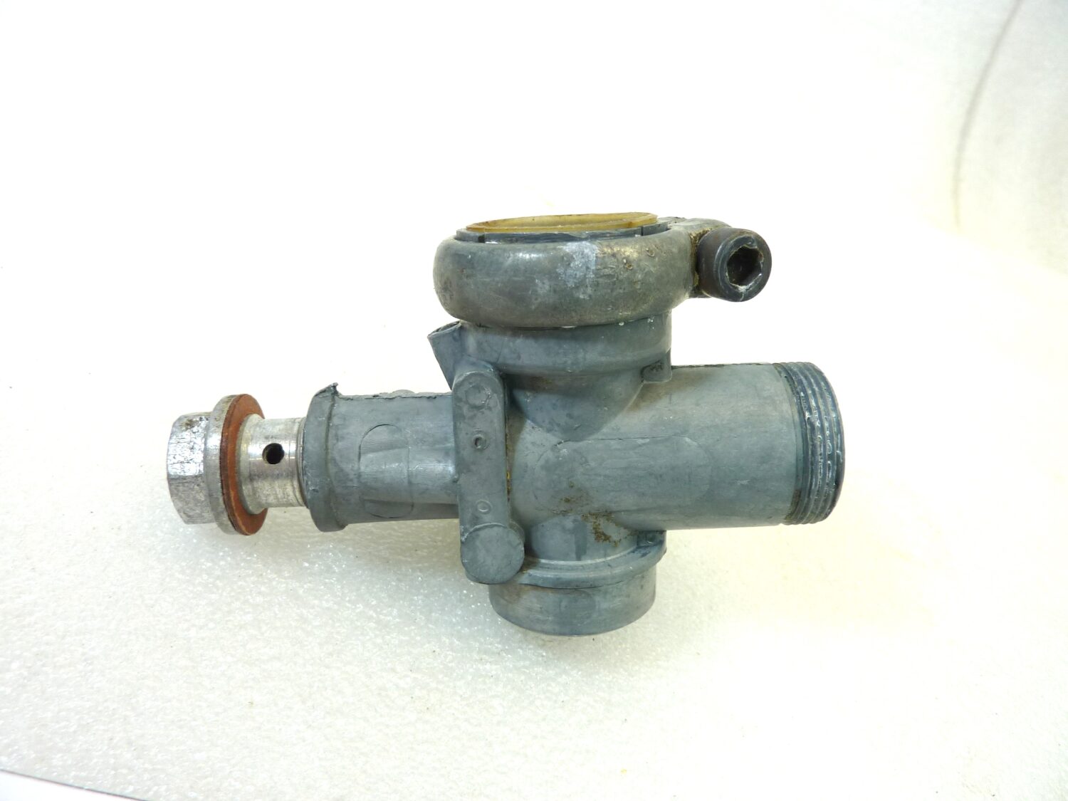 Corpo carburatore Dell'Orto UA 16 S UA16S OGGETTO NON TESTATO, PROPOSTO COME DA RITROVAMENTO, COME DA FOTO, NON APERTO, NON VERIFICATO, SOLO PARZIALE PULIZIA ESTERNA - immagine 6