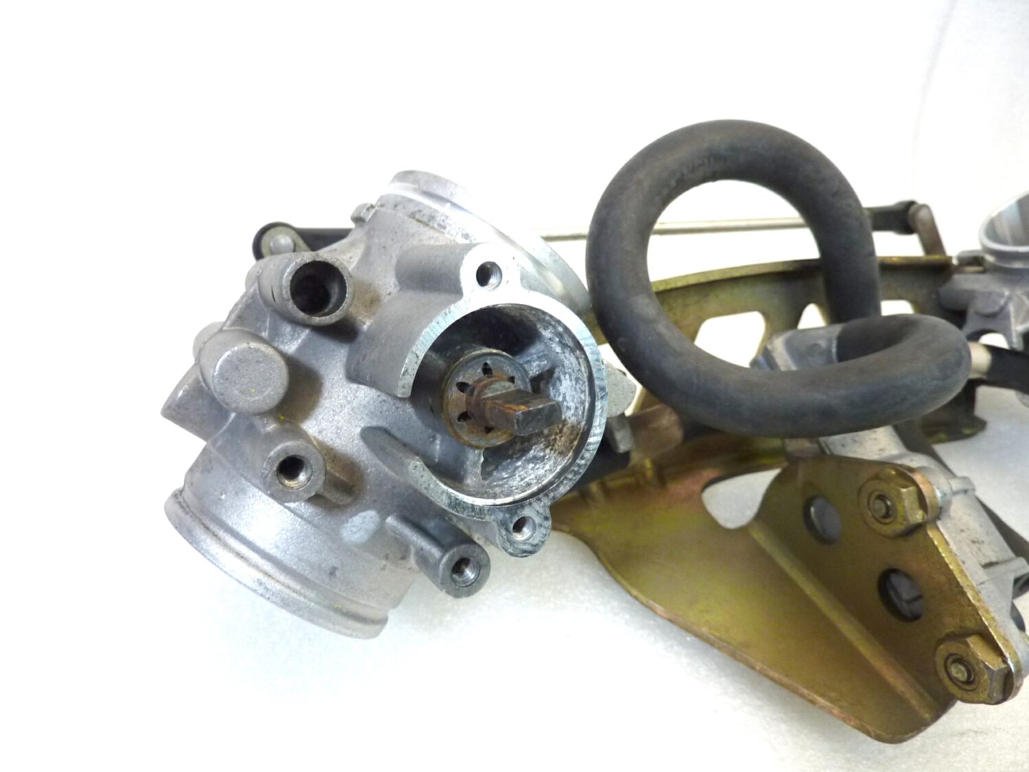 Corpo farfallato Guzzi Breva Norge 1200 cod 45cfg29 2496 uso ricambi come da foto - immagine 14