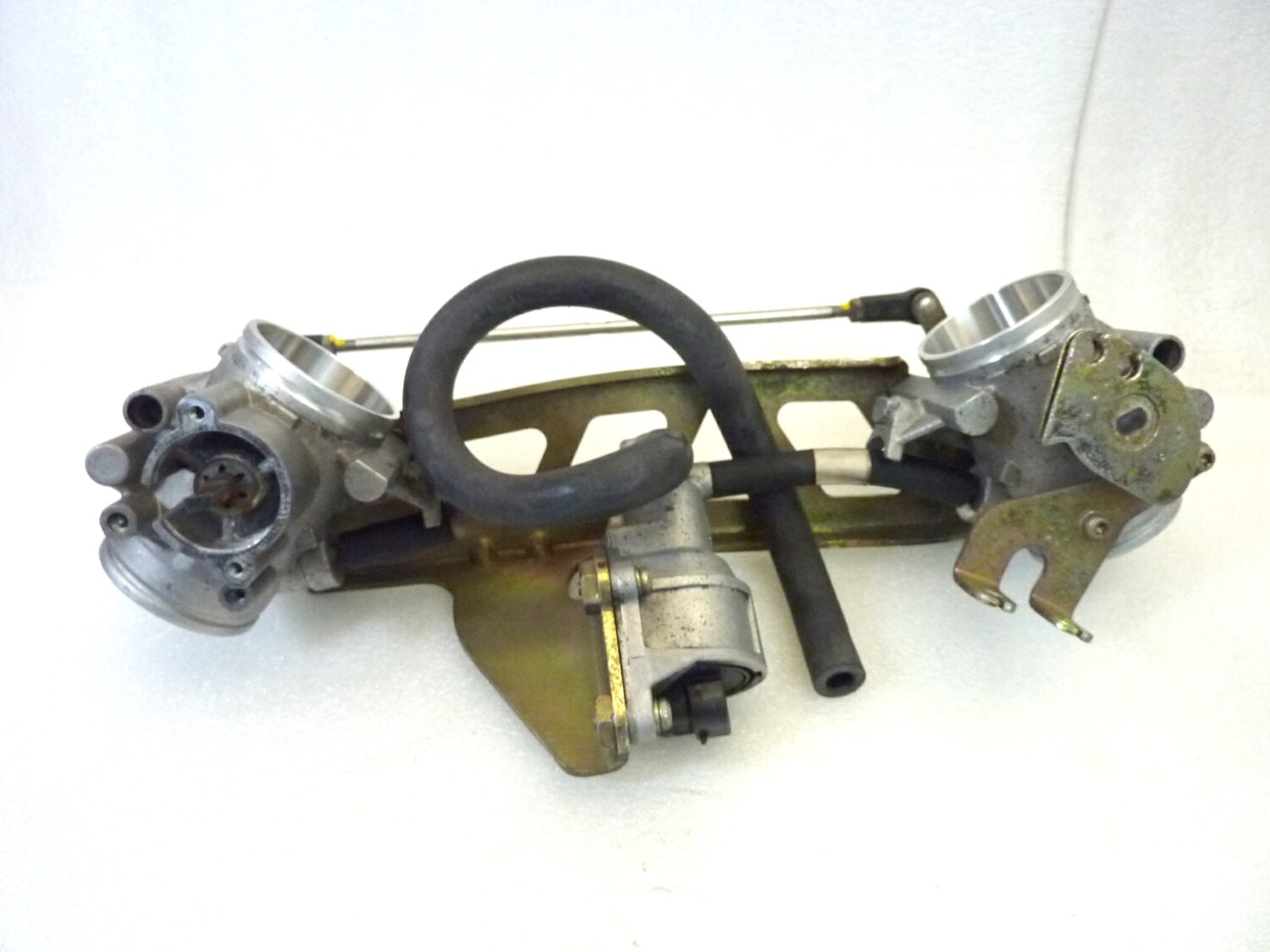 Corpo farfallato Guzzi Breva Norge 1200 cod 45cfg29 2496 uso ricambi come da foto - immagine 15