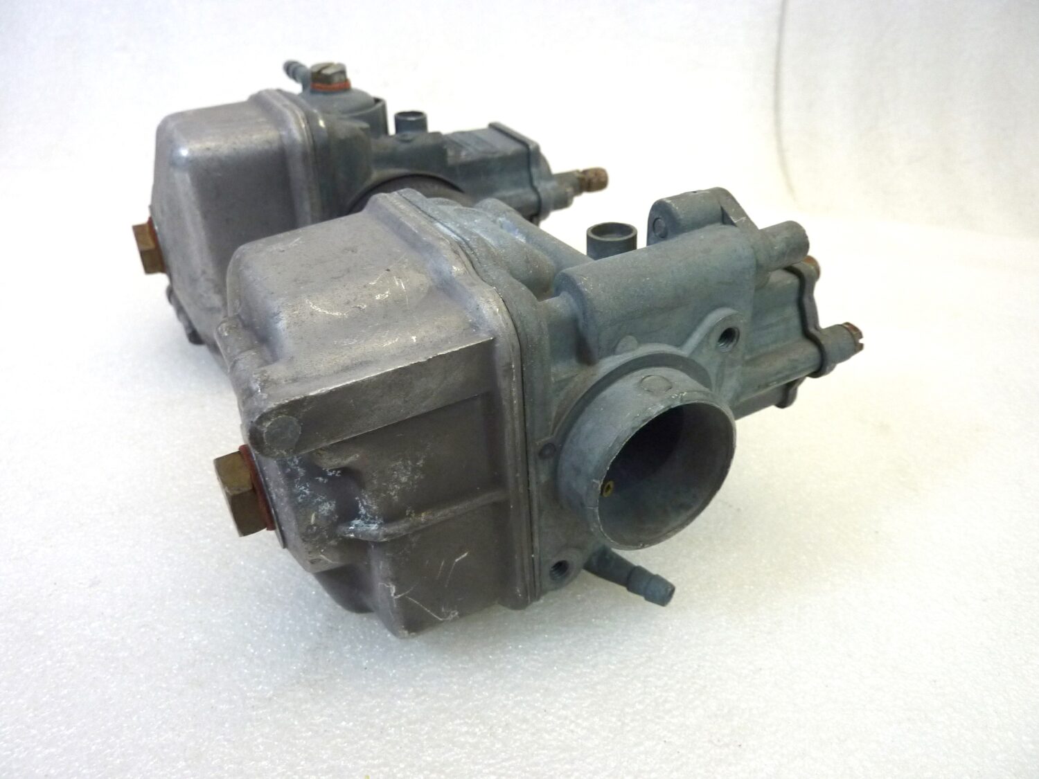 Coppia carburatori Dell'Orto VHBZ 24 FS VHBZ24FS VHBZ 24 FD VHBZ24FD OGGETTO NON TESTATO, PROPOSTO COME DA RITROVAMENTO, COME DA FOTO, NON APERTO, NON VERIFICATO, SOLO PARZIALE PULIZIA ESTERNA - immagine 5