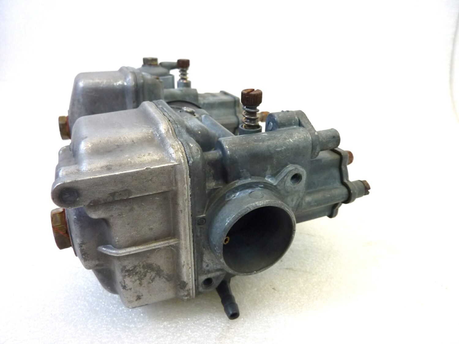 Coppia carburatori Dell'Orto VHBZ 24 FS VHBZ24FS VHBZ 24 FD VHBZ24FD OGGETTO NON TESTATO, PROPOSTO COME DA RITROVAMENTO, COME DA FOTO, NON APERTO, NON VERIFICATO, SOLO PARZIALE PULIZIA ESTERNA - immagine 9