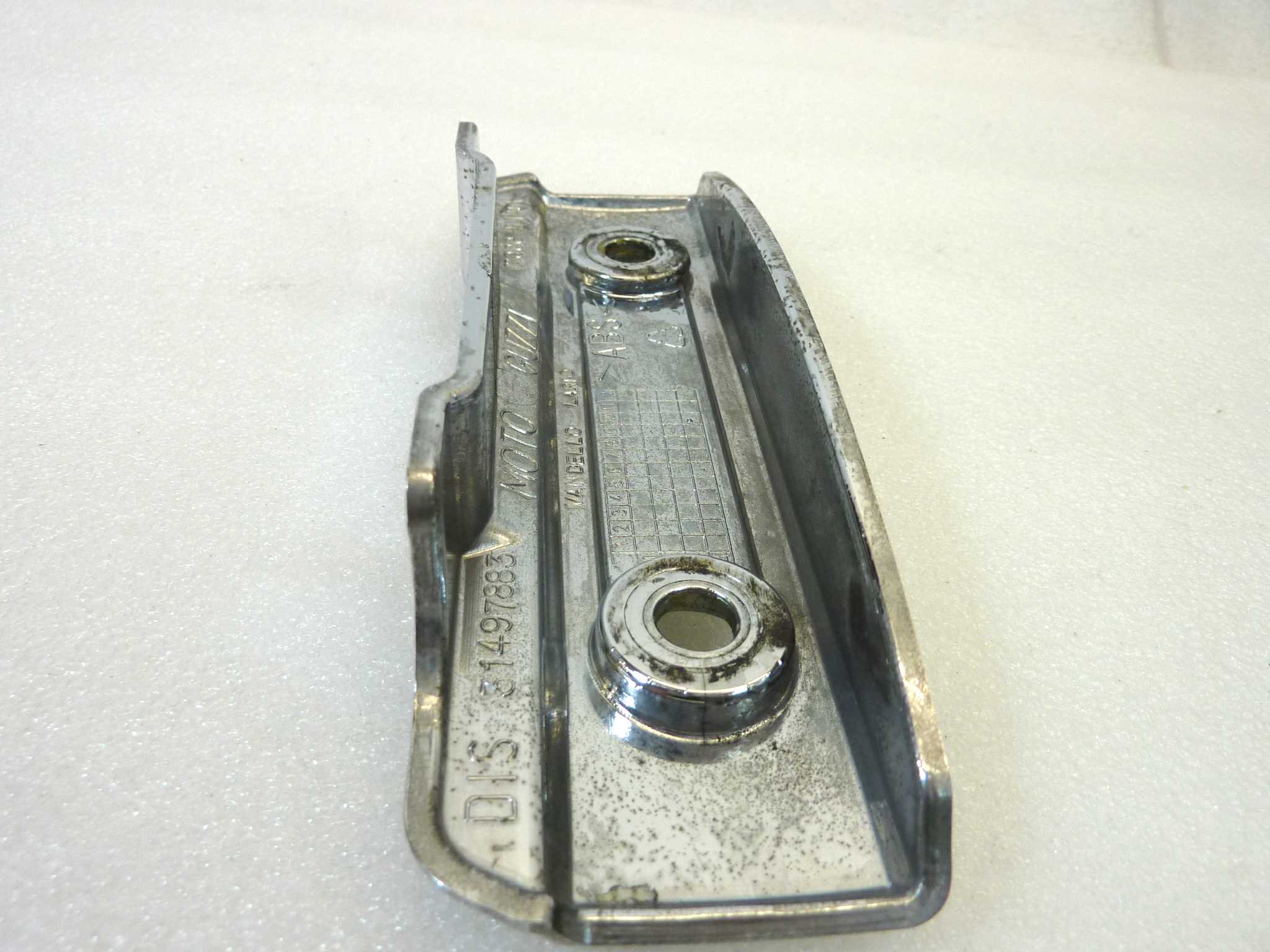 Coperchio piastra forcella inferiore Guzzi Nevada classic 750 2009 carter - immagine 7