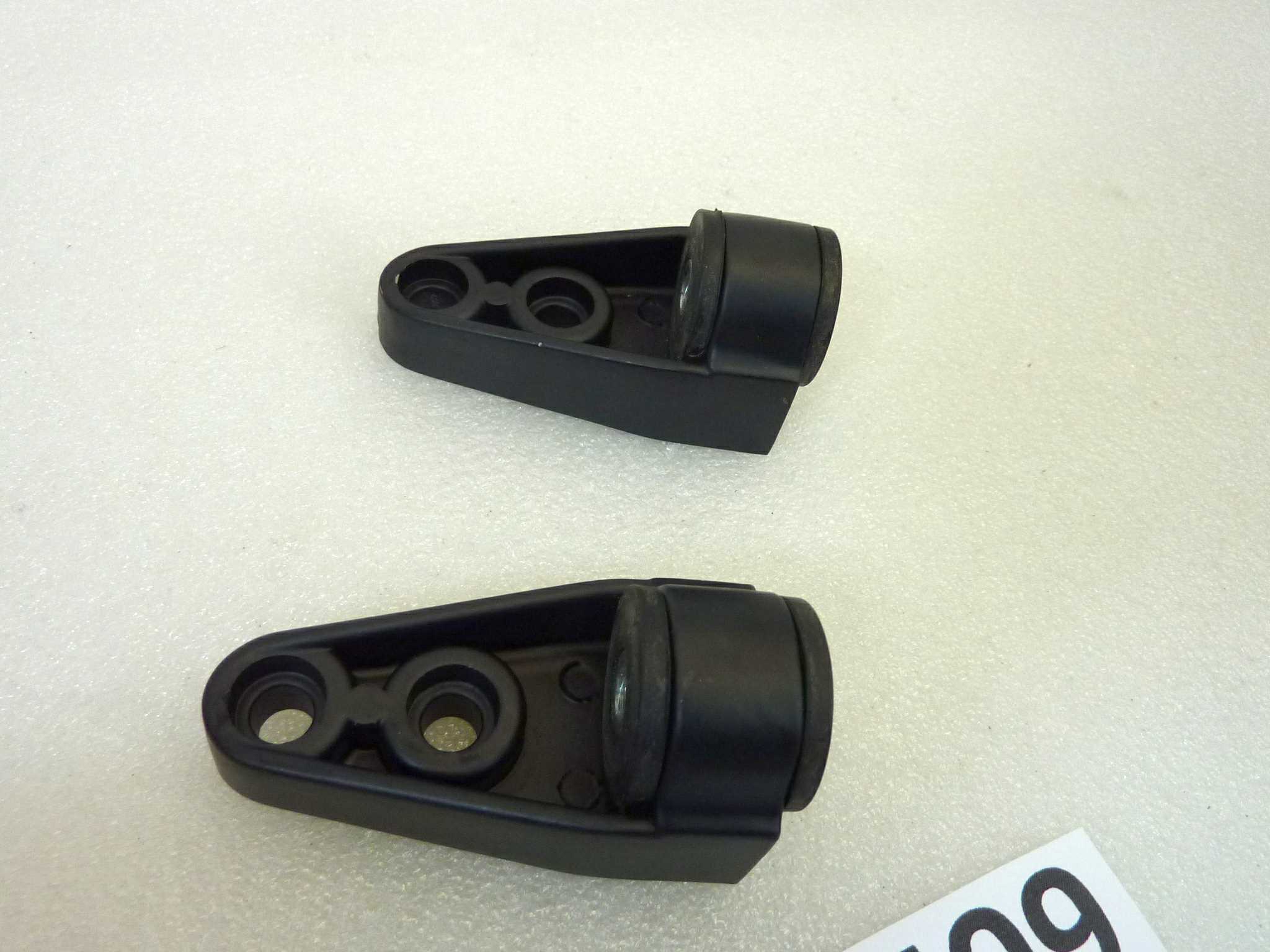 Coppia supporti cruscotto Guzzi California 1100 Stone V11 Mandello cod 01766040 - immagine 3