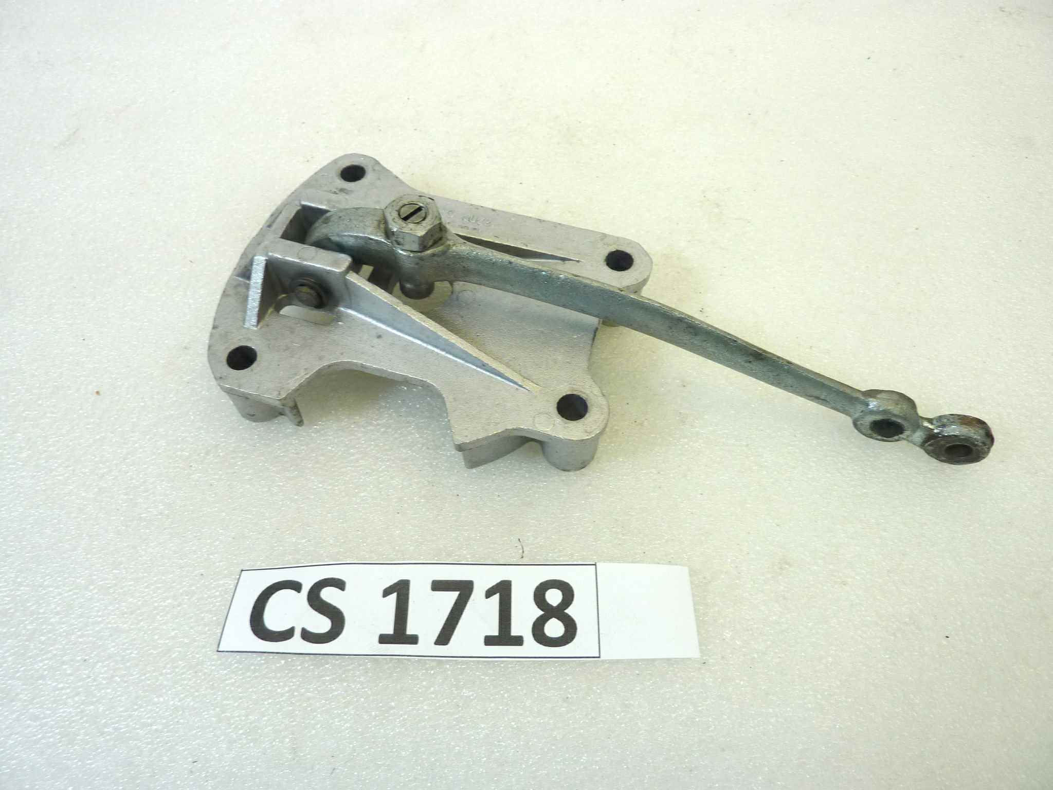 Carter staffa leva frizione Guzzi Stornello 125 160 5V con leva a motore cod 53090900
