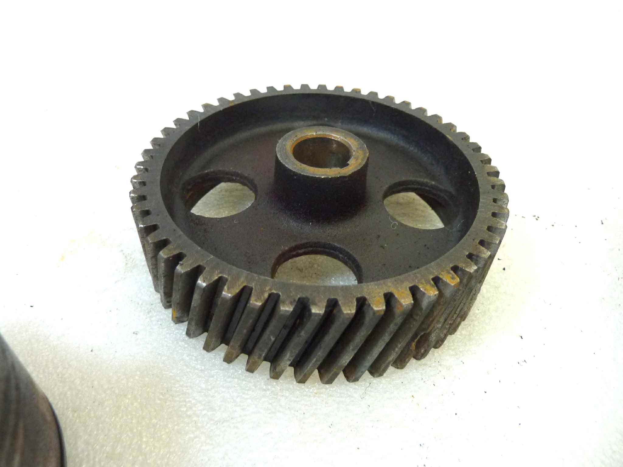 Ingranaggi frizione Guzzi Stornello pompa olio 55147700, pignone motore 55070225, trasmissione 55081100, distribuzione 55040500, libero avviamento 55266400, piattello 55266900, corpo fisso 55081600 - immagine 6