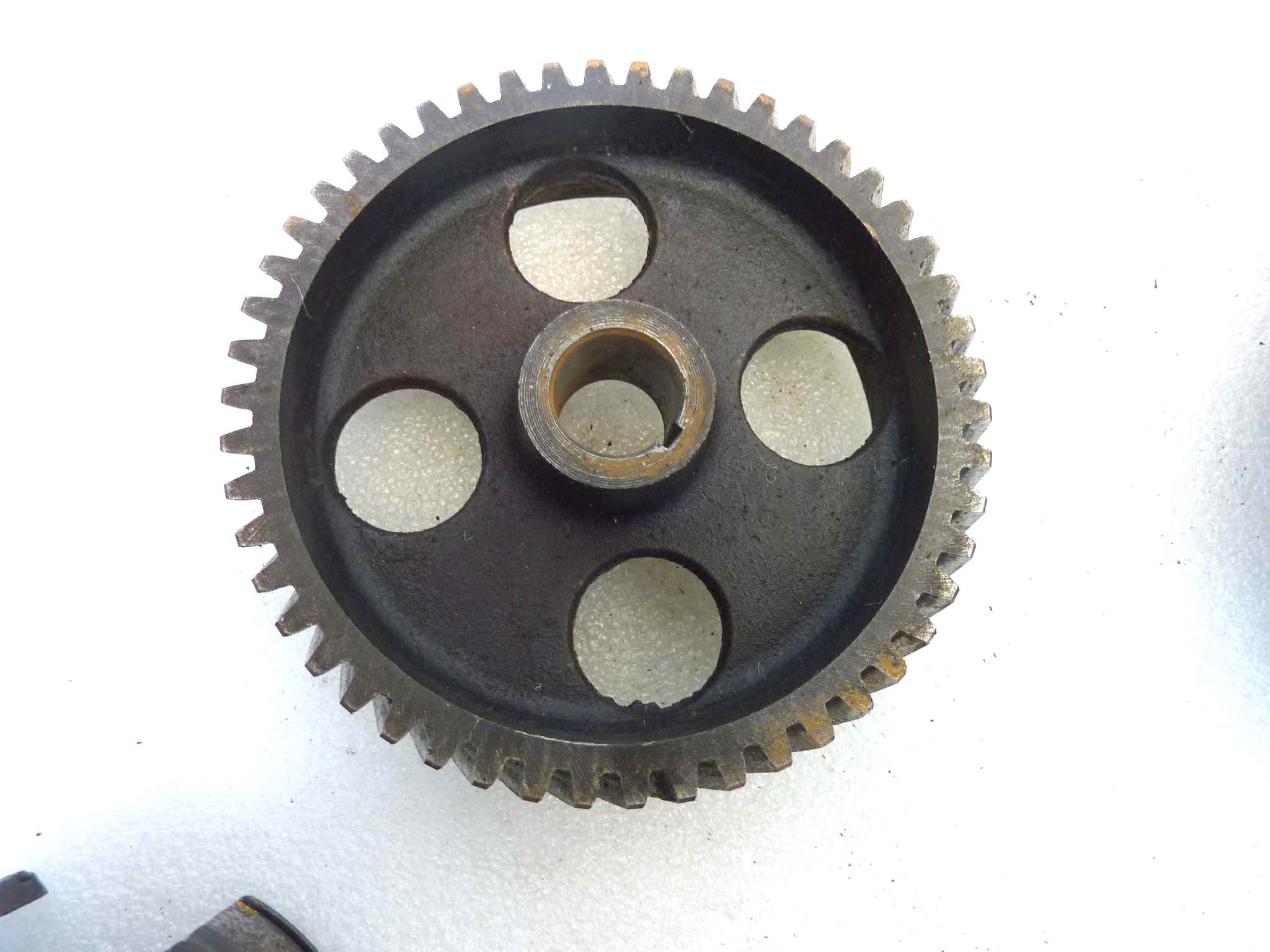Ingranaggi frizione Guzzi Stornello pompa olio 55147700, pignone motore 55070225, trasmissione 55081100, distribuzione 55040500, libero avviamento 55266400, piattello 55266900, corpo fisso 55081600 - immagine 7