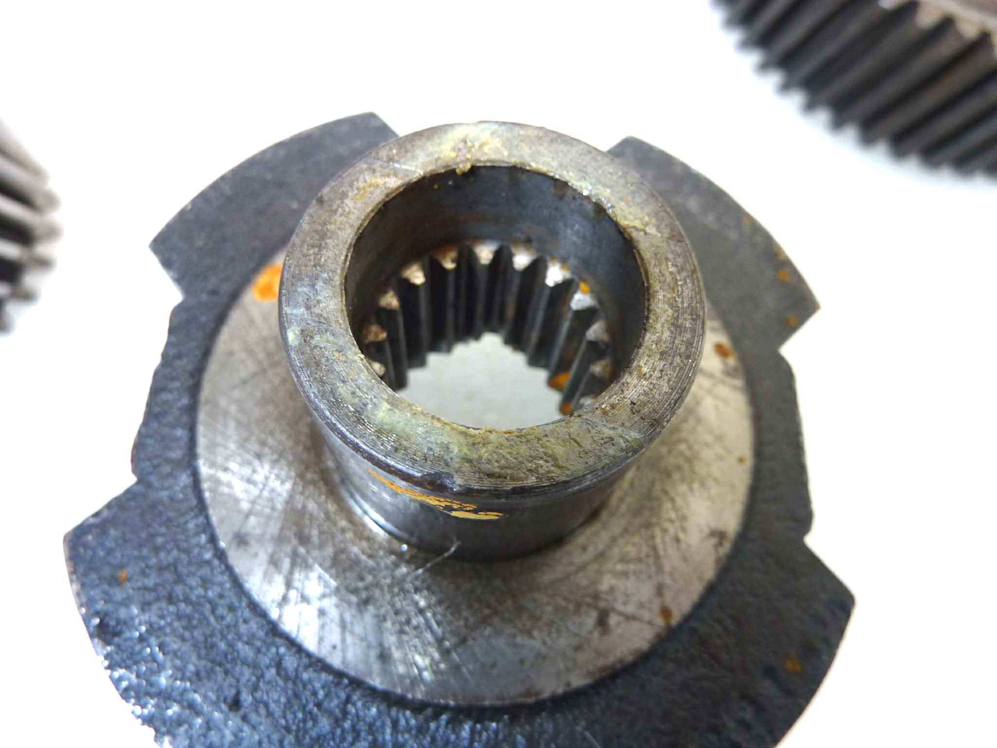 Ingranaggi frizione Guzzi Stornello pompa olio 55147700, pignone motore 55070225, trasmissione 55081100, distribuzione 55040500, libero avviamento 55266400, piattello 55266900, corpo fisso 55081600 - immagine 9
