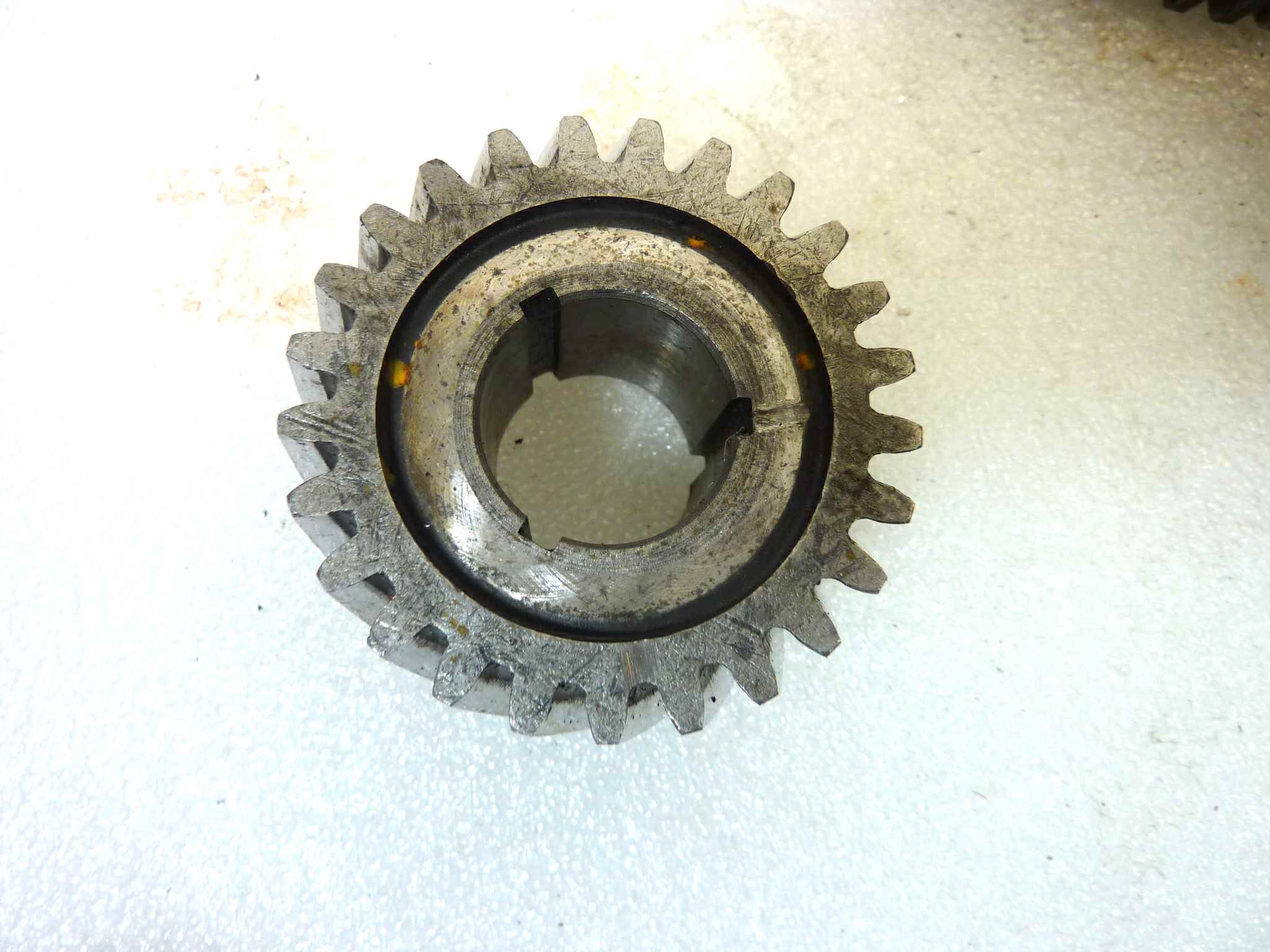 Ingranaggi frizione Guzzi Stornello pompa olio 55147700, pignone motore 55070225, trasmissione 55081100, distribuzione 55040500, libero avviamento 55266400, piattello 55266900, corpo fisso 55081600 - immagine 13