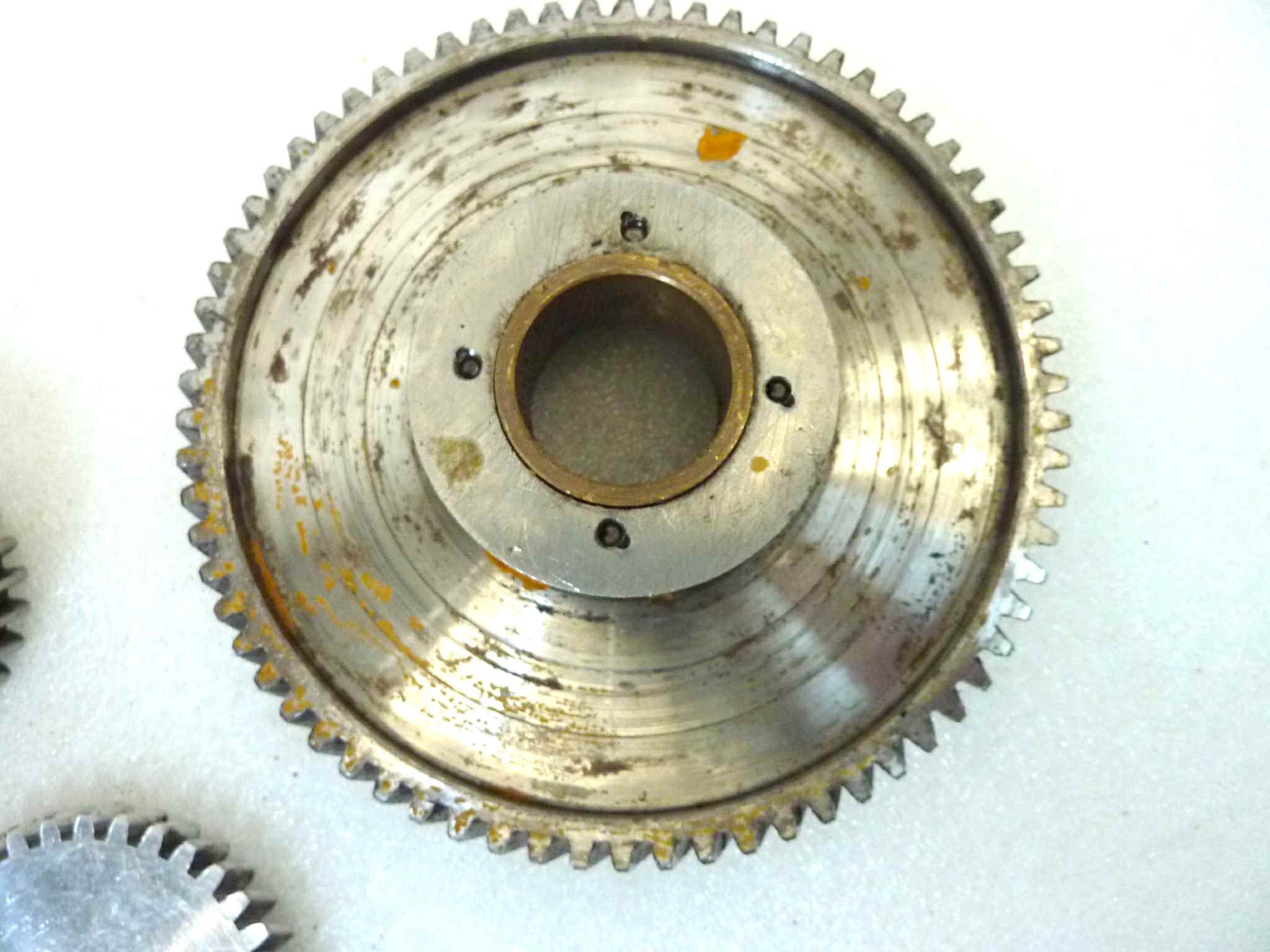 Ingranaggi frizione Guzzi Stornello pompa olio 55147700, pignone motore 55070225, trasmissione 55081100, distribuzione 55040500, piattello 55266900 - immagine 3
