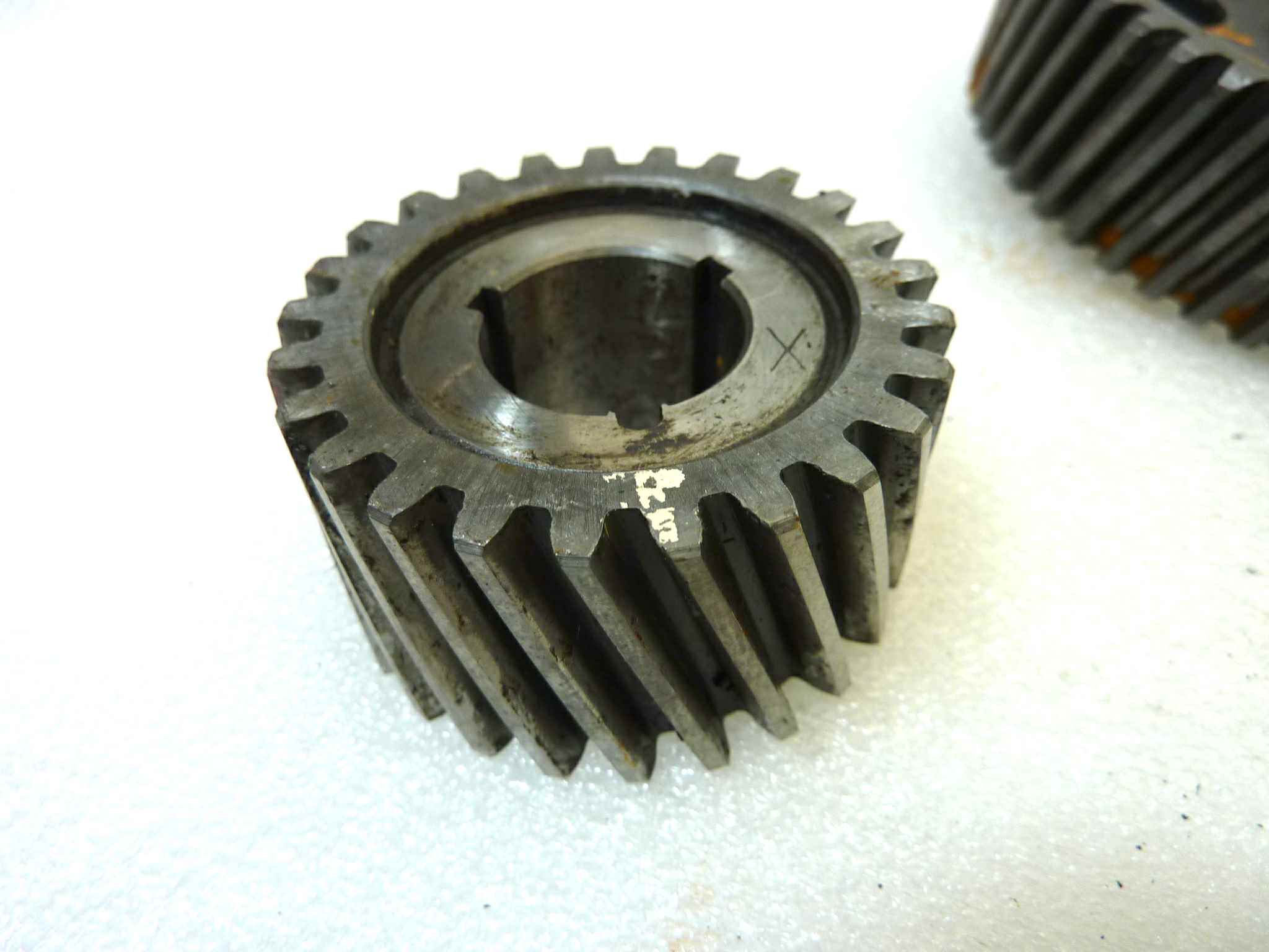 Ingranaggi frizione Guzzi Stornello pompa olio 55147700, pignone motore 55070225, trasmissione 55081100, distribuzione 55040500, piattello 55266900 - immagine 5