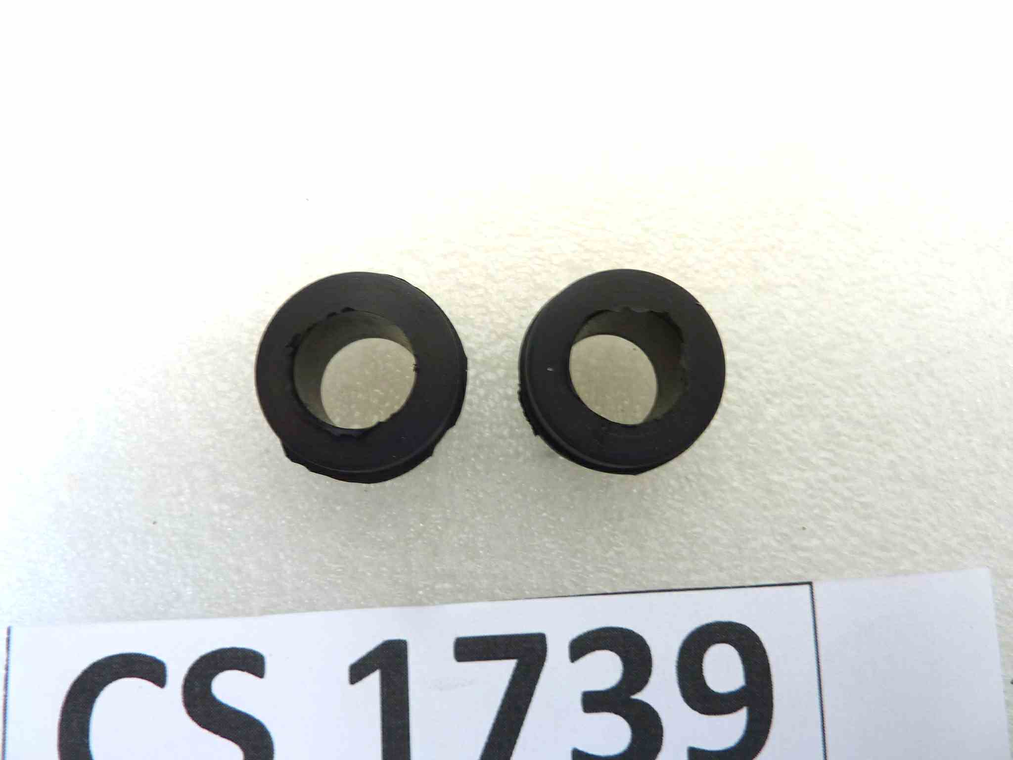 Coppia gommino radiatore Guzzi Sport 1100 V11 vari modelli silentblock cod 91551132 NUOVO Fondo di magazzino Leggi descrizione - immagine 2