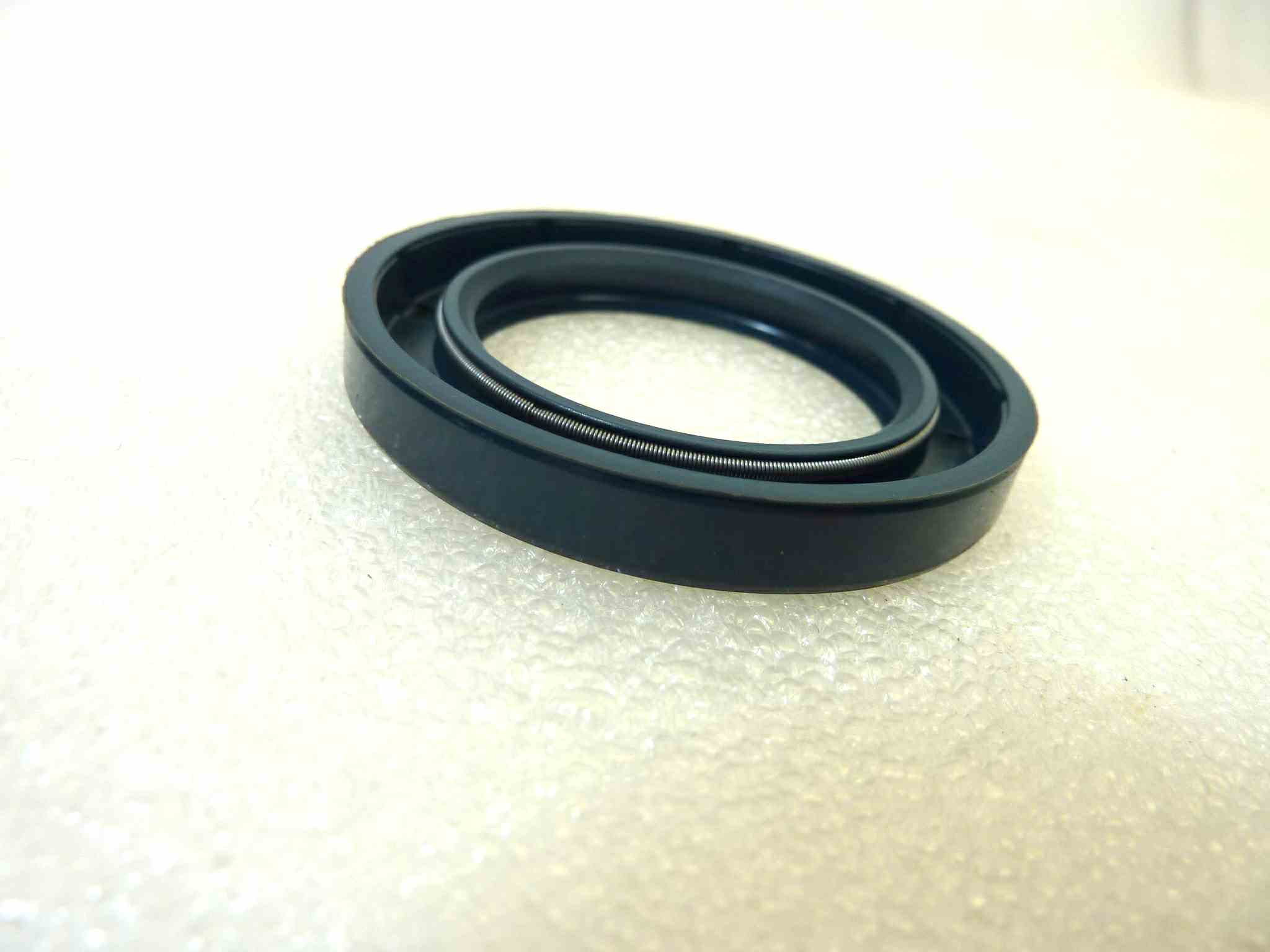 Anello paraolio cardano Guzzi Sport 1100 V11 35x52x7 cod 90403552 NUOVO Fondo di magazzino Leggi descrizione - immagine 8