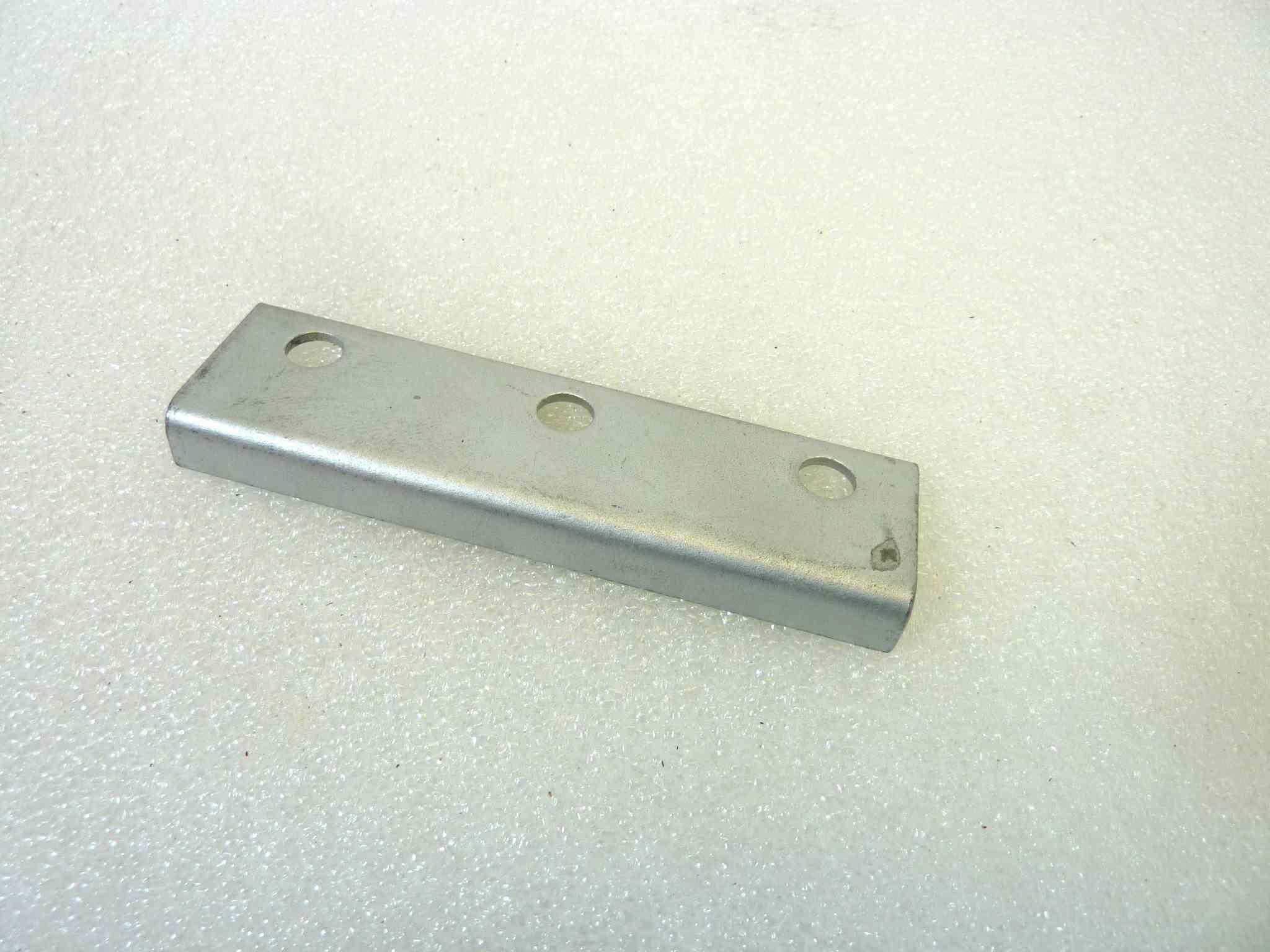 Staffa piastra Guzzi V10 Centauro 1997 - 1999 cod 27287000 NUOVO Fondo di magazzino Leggi descrizione - immagine 3