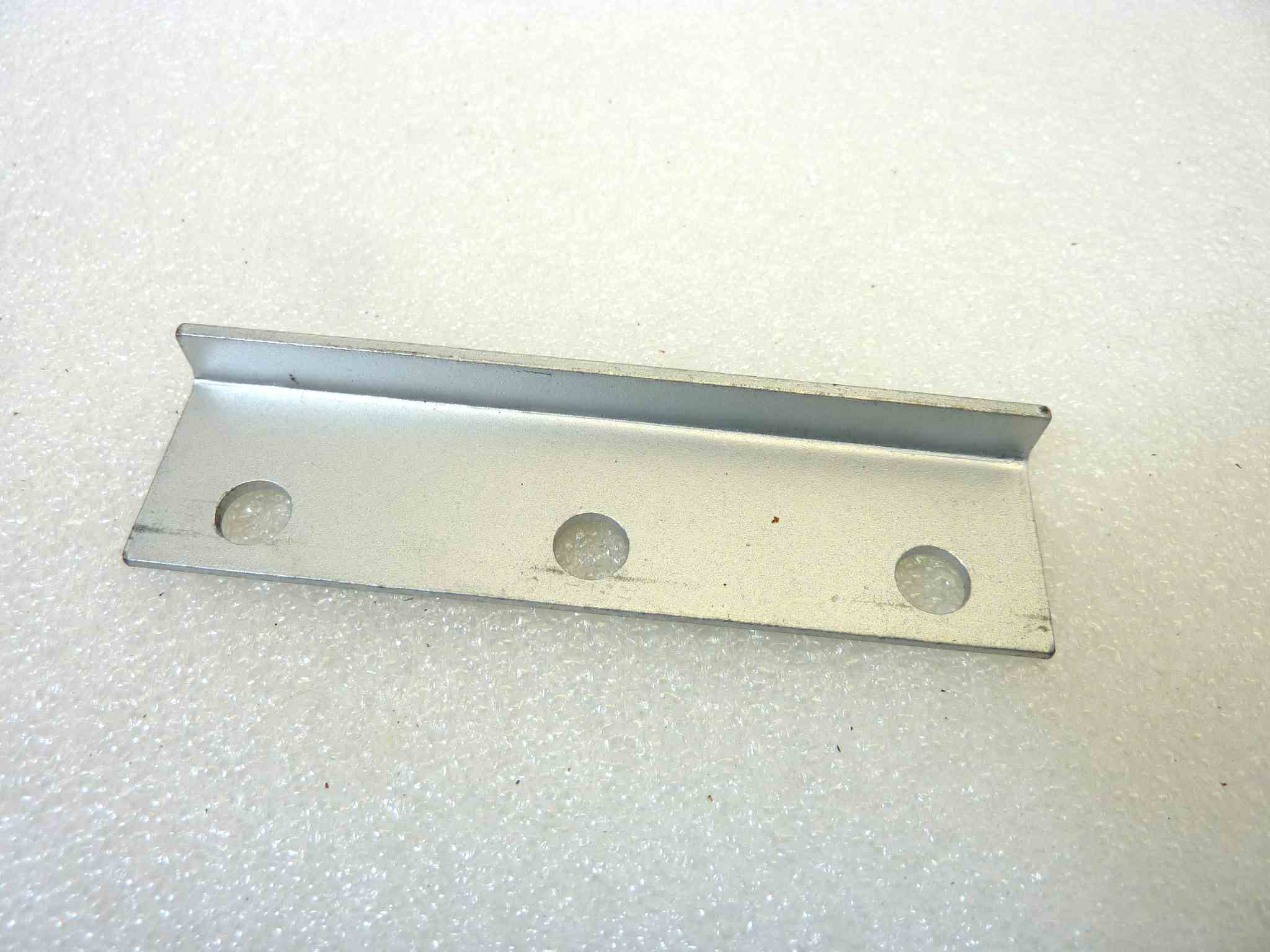 Staffa piastra Guzzi V10 Centauro 1997 - 1999 cod 27287000 NUOVO Fondo di magazzino Leggi descrizione - immagine 4