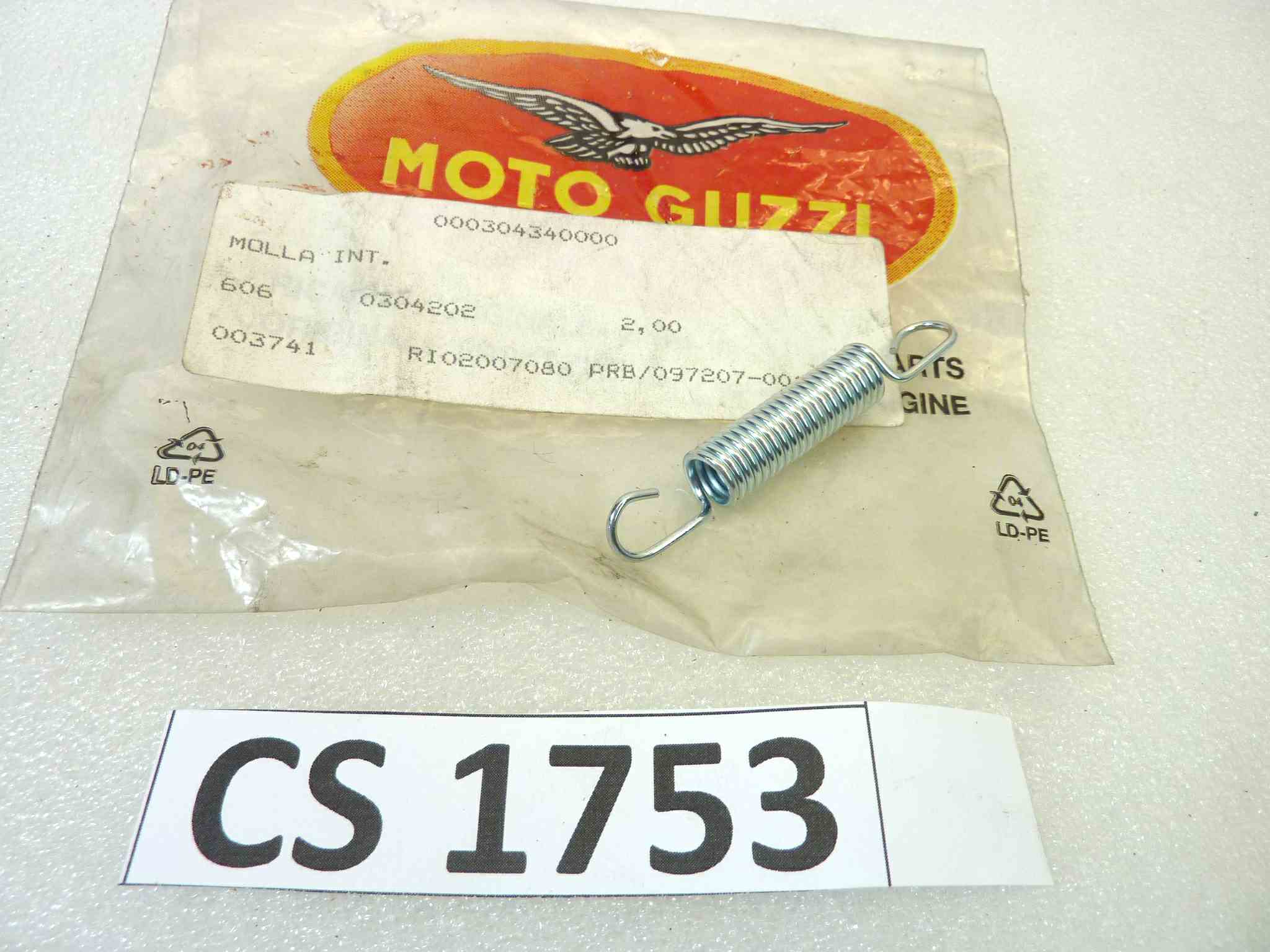 Molla interna braccio Guzzi cod 30434000 1000 Daytona (992 ccm, 1992 - 1996) Moto Guzzi 1000 Daytona Racing (1000 ccm, 1996 - 1997)
Moto Guzzi 1000 Daytona RS (1000 ccm, 1997 - 2000)
Moto Guzzi 1000 Quota (948 ccm, 1992 - 1997)
Moto Guzzi 1000 V10 Centauro (992 ccm, 1996 - 2000)
Moto Guzzi 1000 V10 Centauro GT (992 ccm, 1998 - 2001)
Moto Guzzi 1000 V10 Centauro Sport (1000 ccm, 1998 - 2001)
Moto Guzzi 1100 Quota ES (1064 ccm, 1998 - 2001)
Moto Guzzi 1100 Sport (1064 ccm, 1994 - 1996)
Moto Guzzi 1100 Sport Corsa (1064 ccm, 1998 - 1999)
Moto Guzzi 1100 Sport I.E. (1064 ccm, 1997 - 2000)
Moto Guzzi 1100 V11 Bellagio (1100 ccm, 2003 - )
Moto Guzzi 1100 V11 Cafè Sport (1064 ccm, 2003 - 2005)
Moto Guzzi 1100 V11 Coppa Italia (1064 ccm, 2004 - 2005)
Moto Guzzi 1100 V11 Le Mans (1064 ccm, 1998 - 2005)
Moto Guzzi 1100 V11 Le Mans Naked (1100 ccm, 2001 - 2002)
Moto Guzzi 1100 V11 Le Mans Nero Corsa (1100 ccm, 2004 - 2005)
Moto Guzzi 1100 V11 Le Mans Rosso Corsa (1100 ccm, 2003 - 2005)
Moto Guzzi 1100 V11 Scura (1064 ccm, 2001 - 2002)
Moto Guzzi 1100 V11 Sport (1064 ccm, 1999 - 2001)
Moto Guzzi 1100 V11 Sport Bellagio (1064 ccm, 2005 - 2006)
Moto Guzzi 1100 V11 Sport CAT (1064 ccm, 2003 - 2004)
Moto Guzzi 1200 Stelvio NTX (1151 ccm, 2009 - 2011)
Moto Guzzi 1200 Stelvio NTX (1151 ccm, 2012 - 2017)
cod 30434000 NUOVO Fondo di magazzino Leggi descrizione