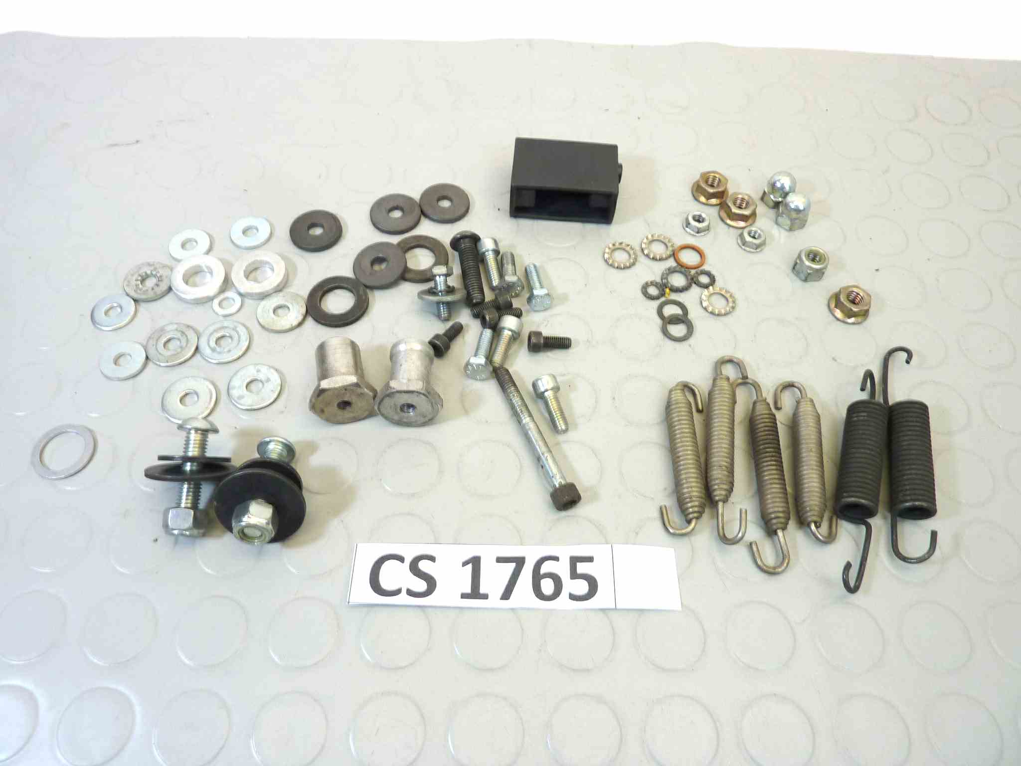 Minuteria varia Guzzi V10 Centauro Daytona come da foto