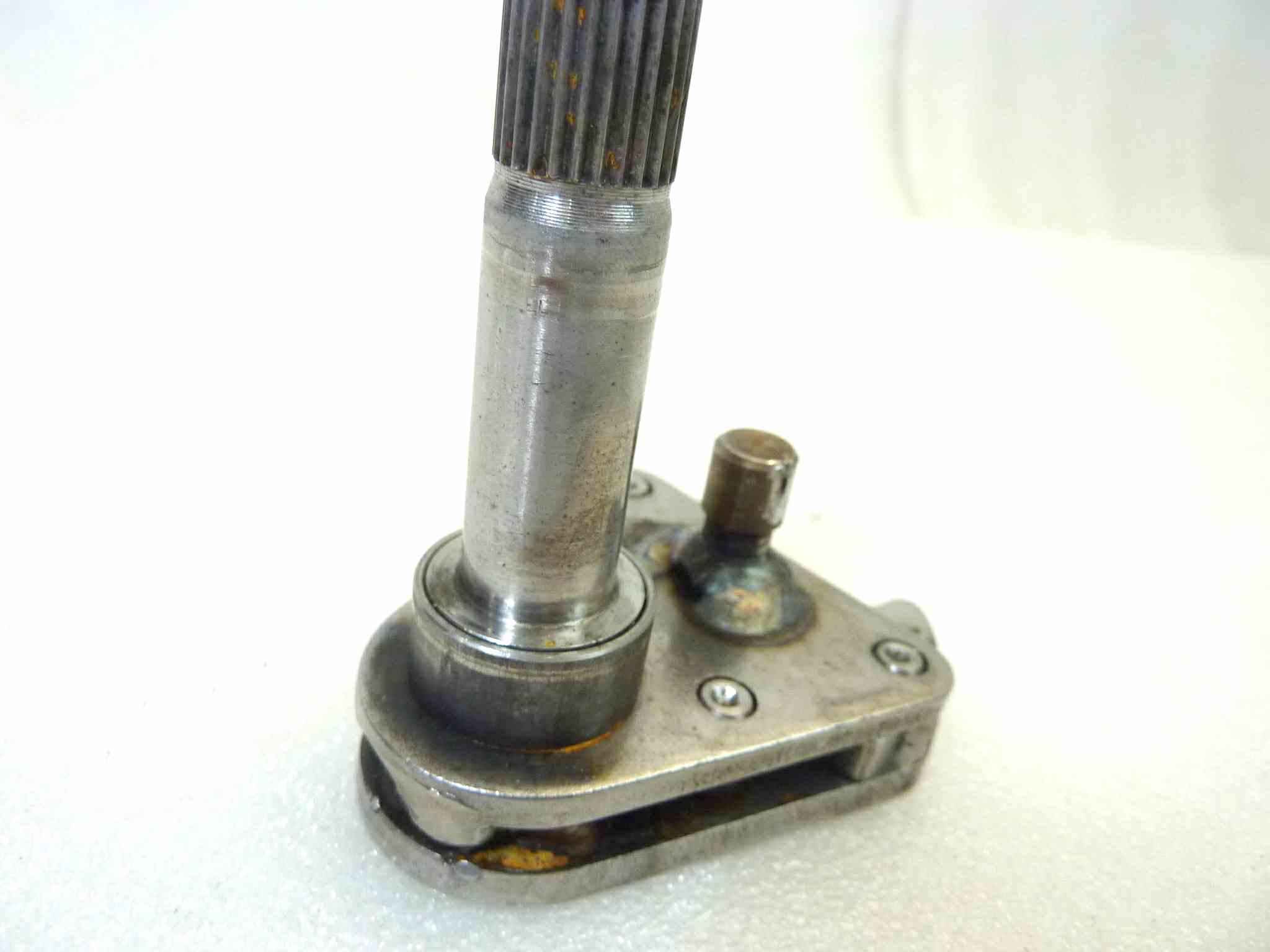 Preselettore cambio Guzzi Serie grossa cod 28236260 VEDI FOTO PERNO MOLLA PER COMPATIBILITA' NUOVO Fondo di magazzino Leggi descrizione - immagine 4