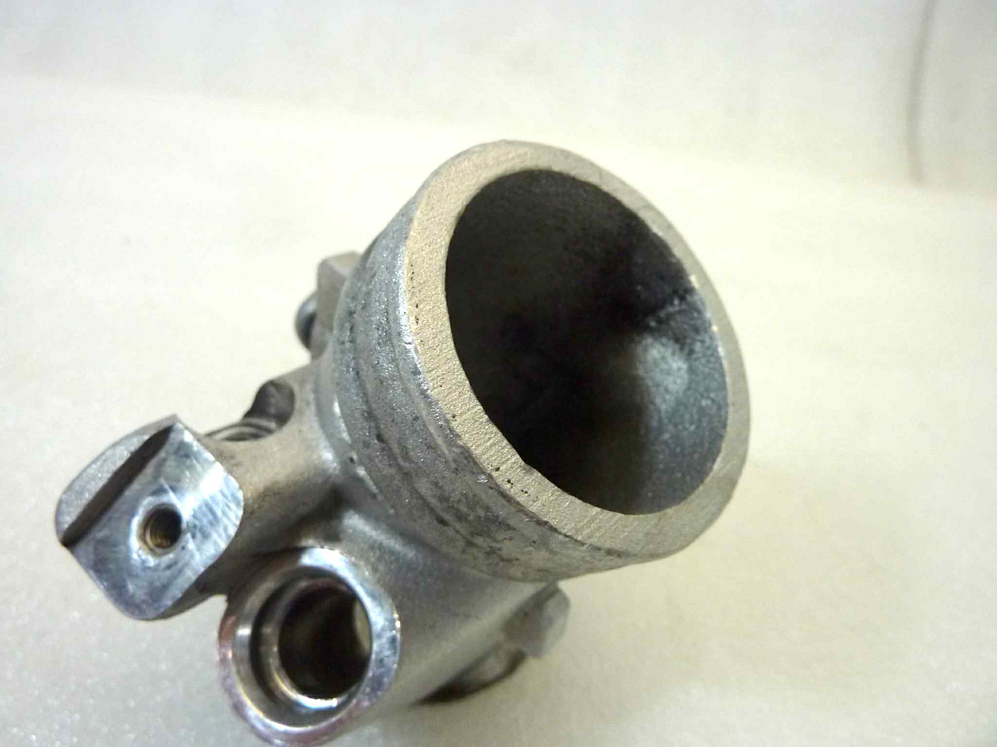Collettore aspirazione destro Guzzi Breva 750 Nevada 750 V7 cod 32115010 dx - immagine 9