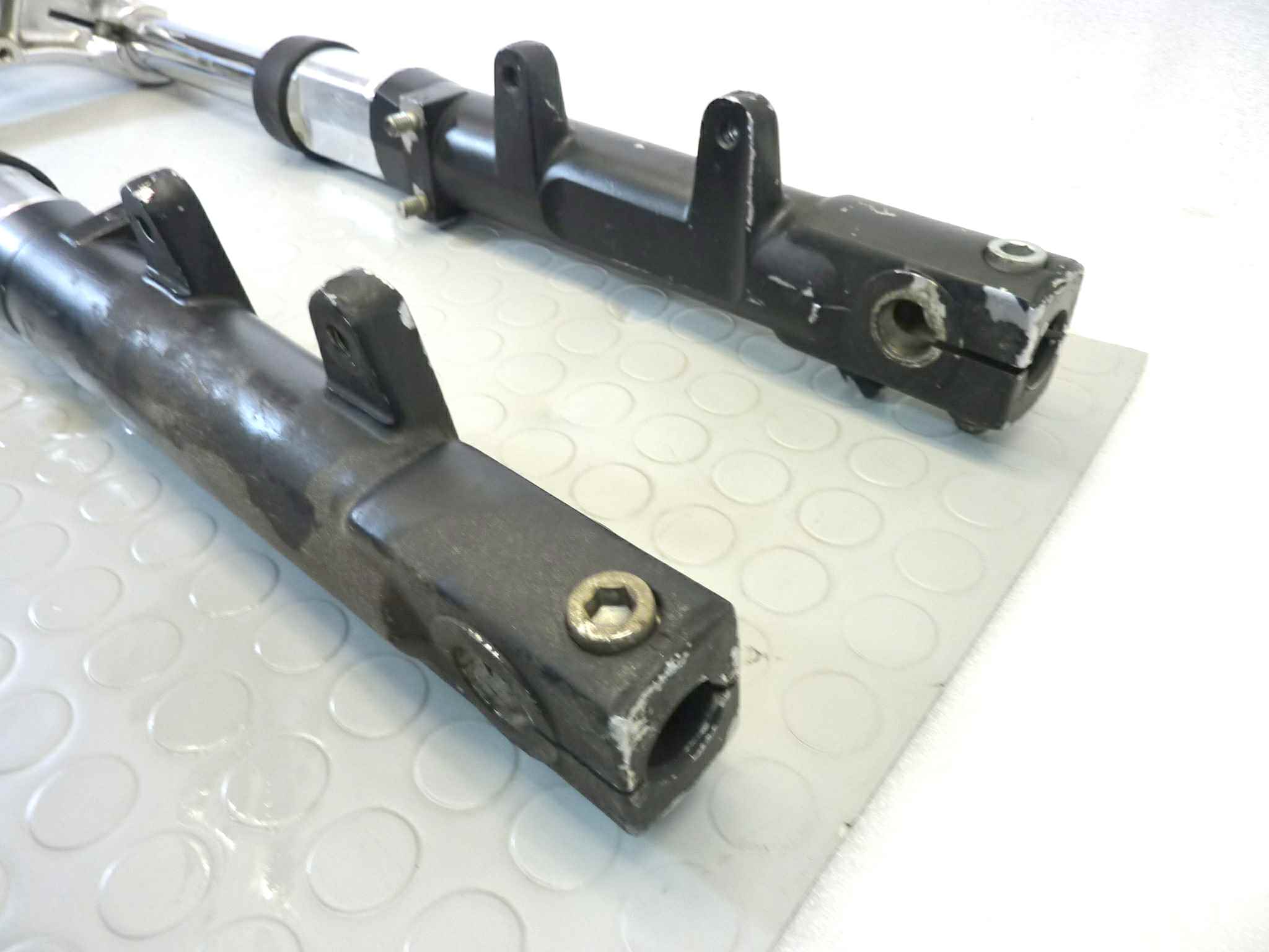 Forcella anteriore Moto Guzzi V50 Monza - immagine 11